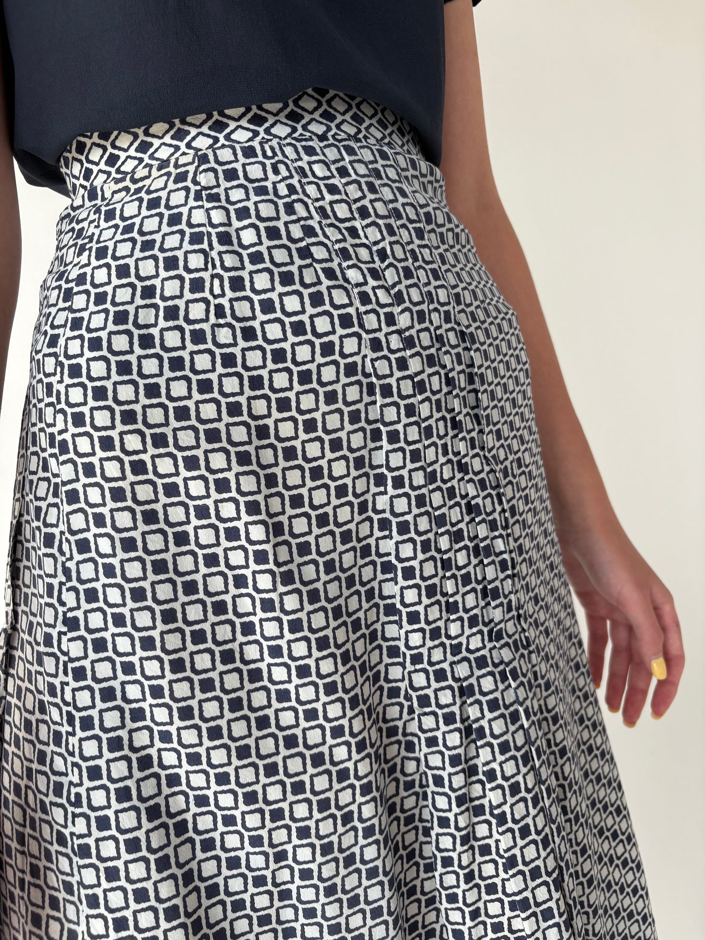Fustă vintage din mătase naturală mată cu print geometric