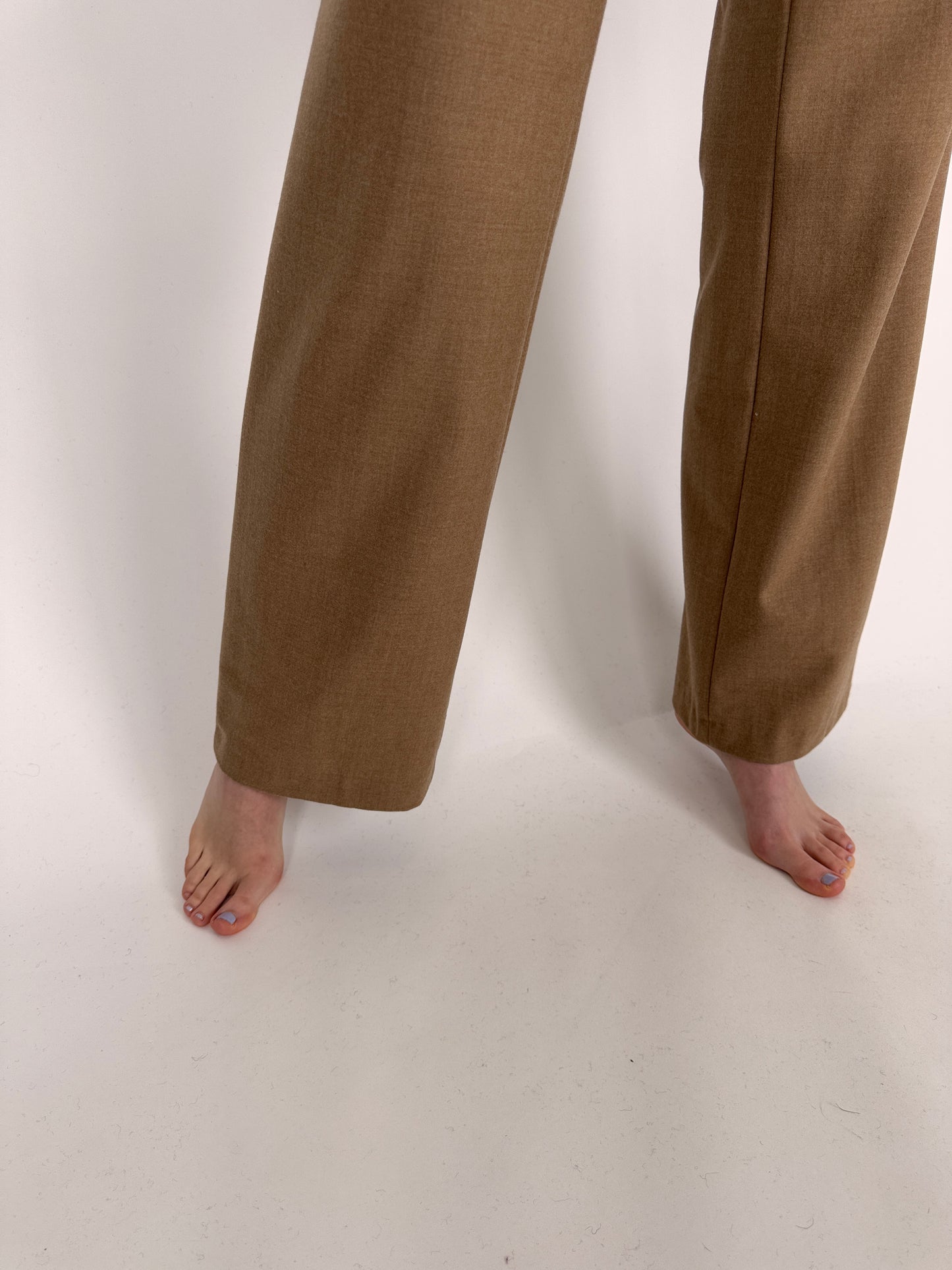 Pantaloni camel tall din stofă de lana extrem de fină plină ușor strech