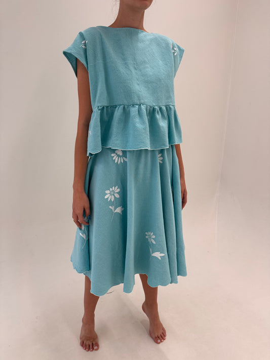 Set din pânză excepțională de in aqua blue cu broderie manuală superbă