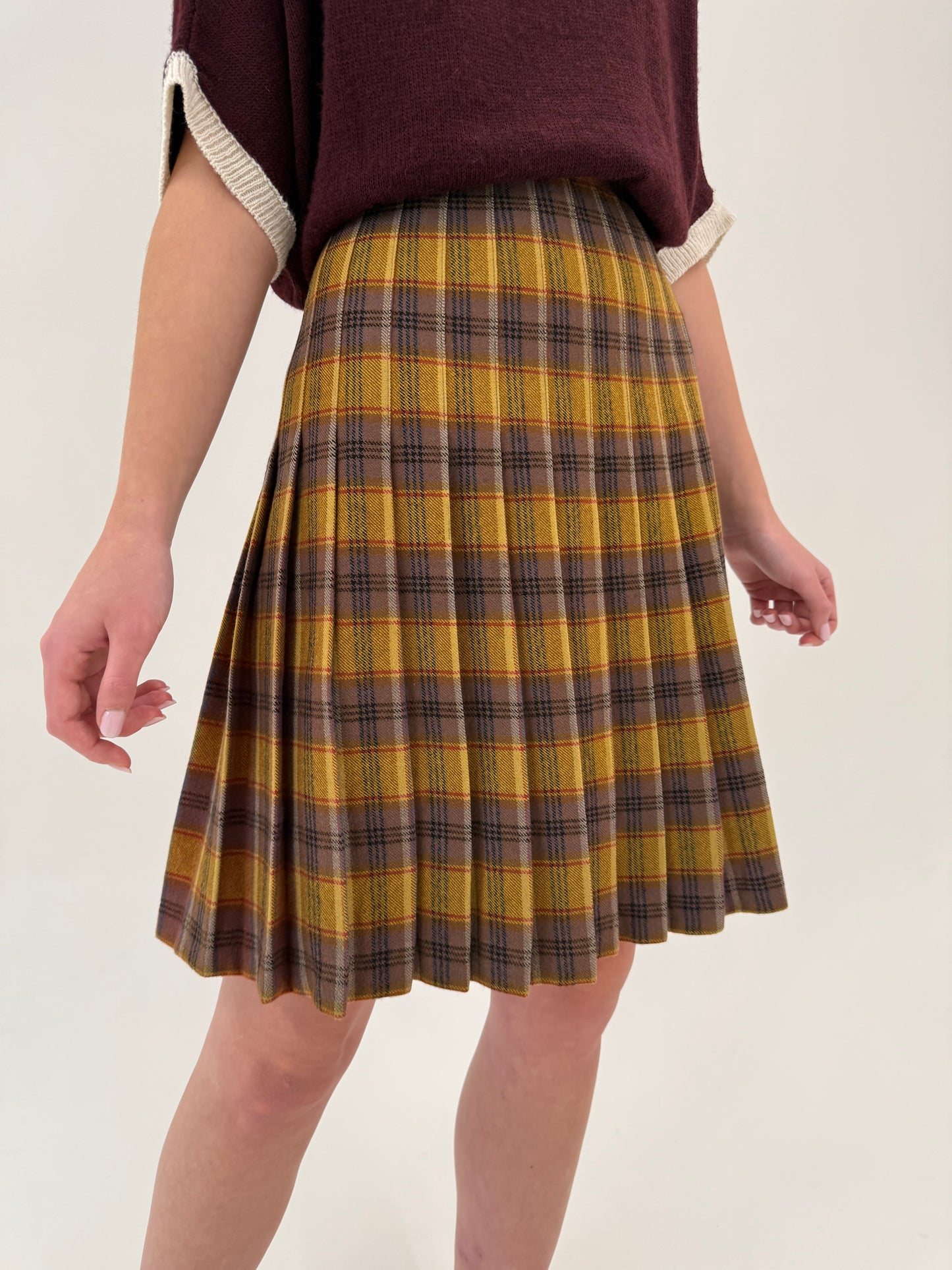 Fustă vintage plisată din Tartan de lana în culori superbe