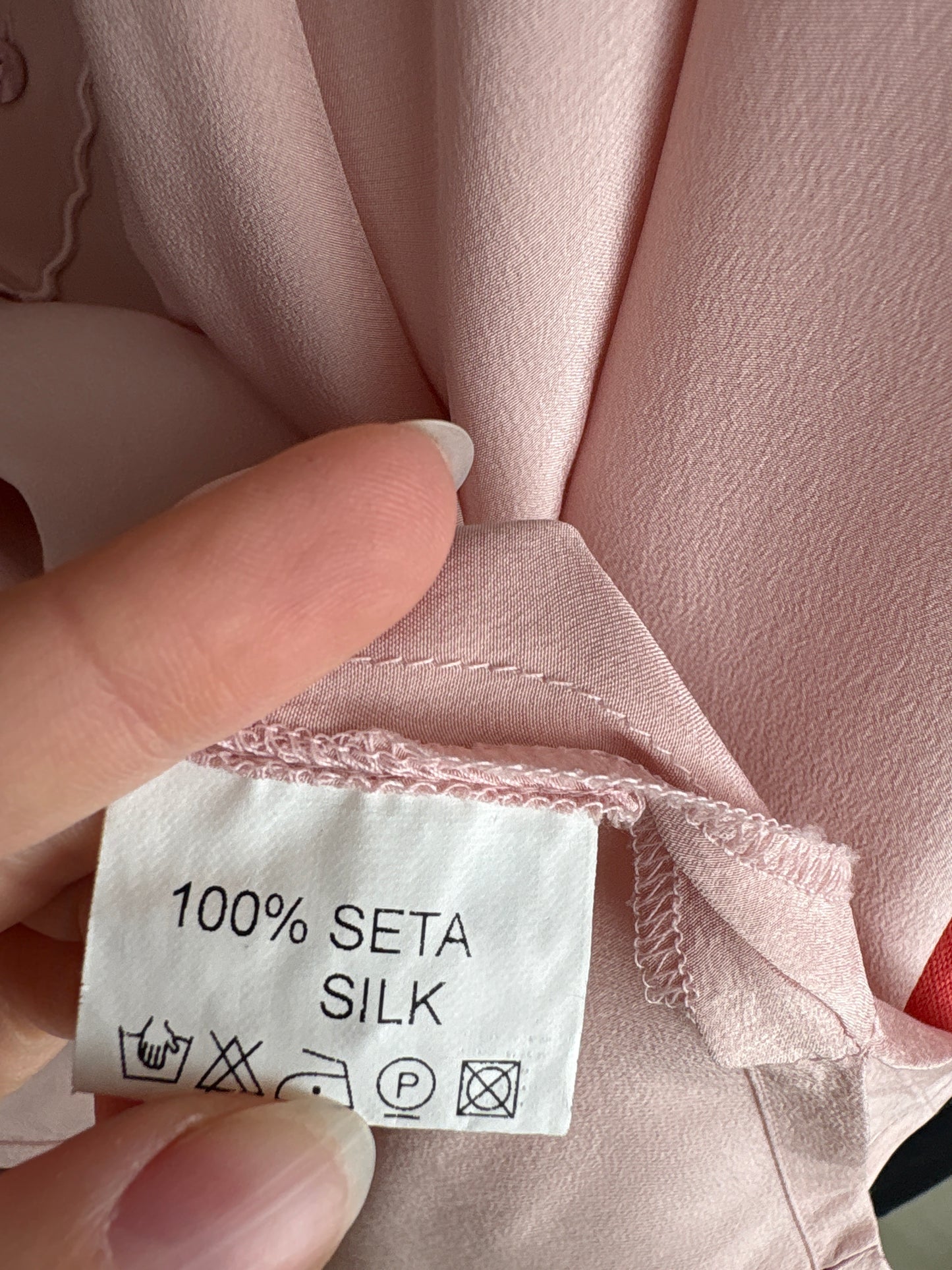 Cămașa vintage din mătase naturală powder Pink cu tivuri brodate