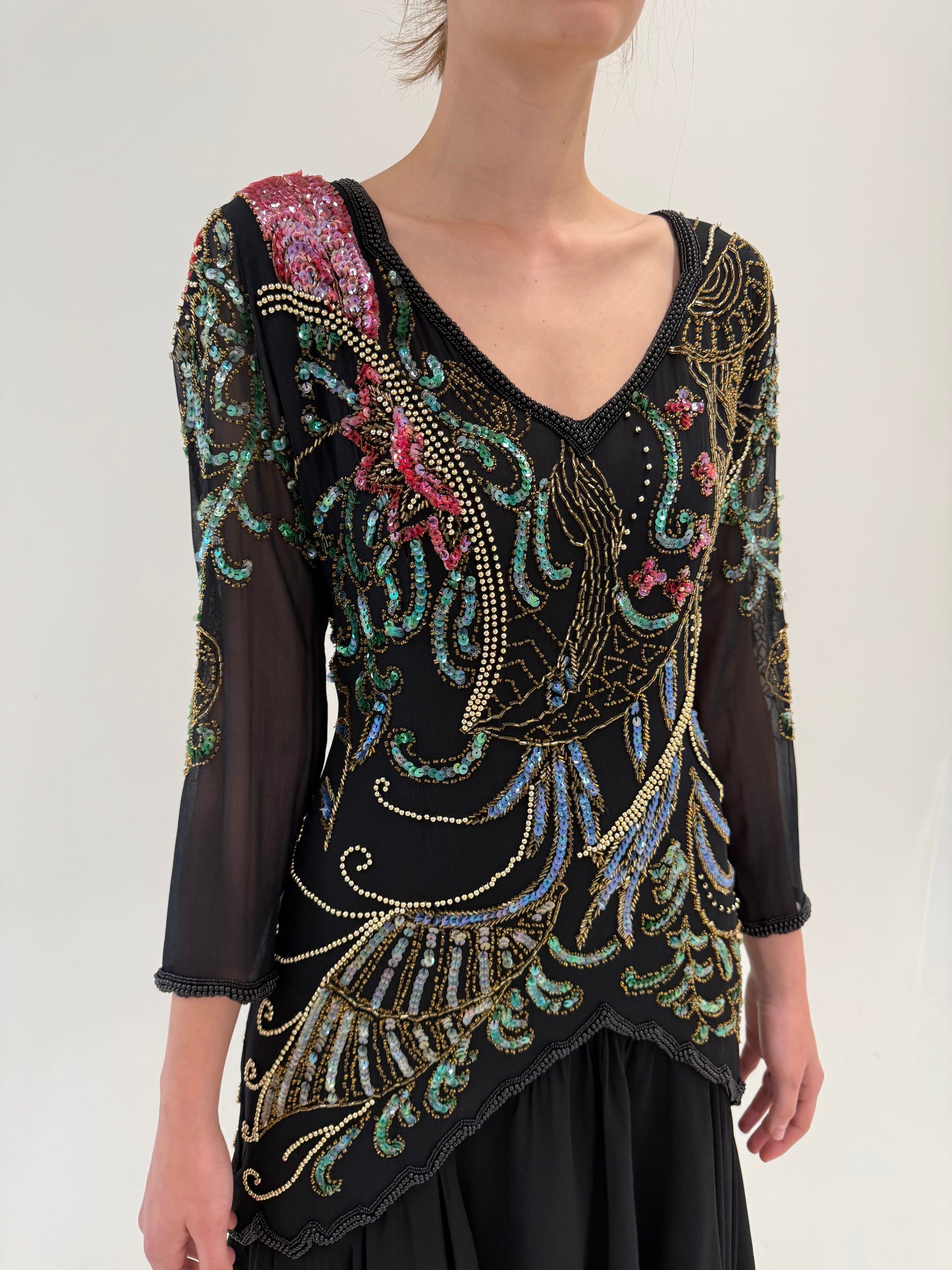 LBD vintage maxi din mătase naturală cu aplicații manuale excepționale