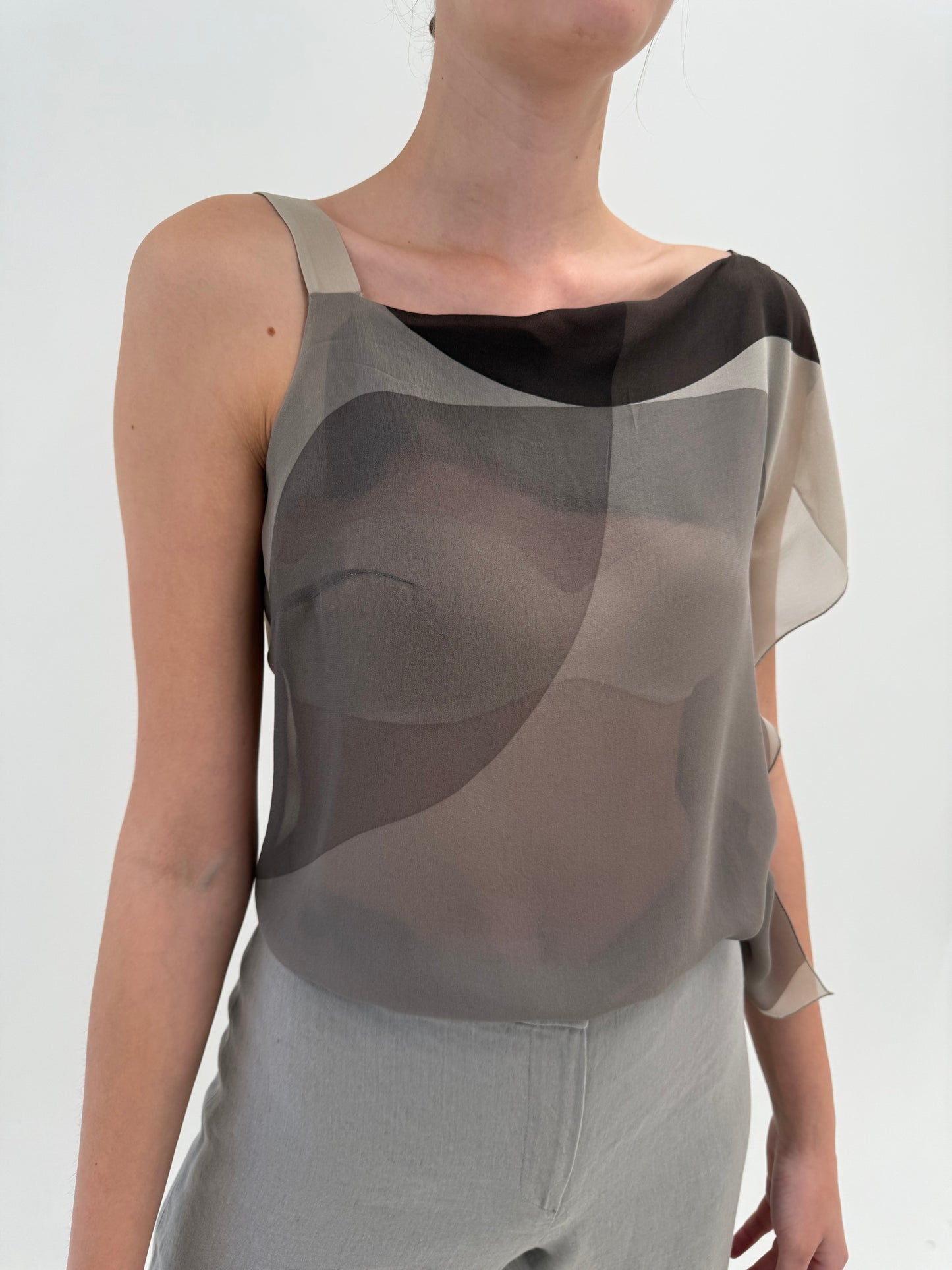 Top Max Mara ultra chic din mătase naturală sheer în culori neutre
