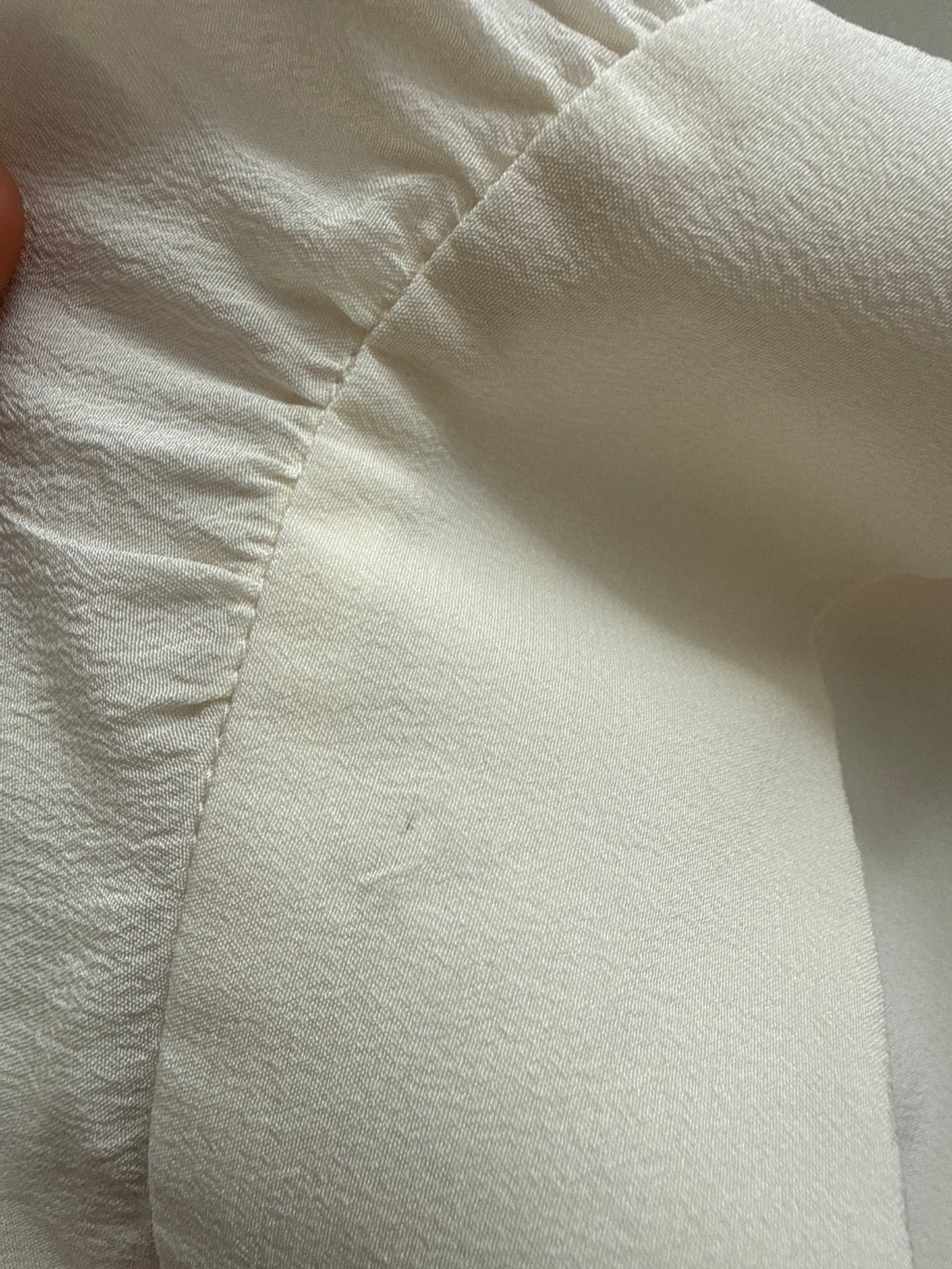 Camasa luxury Luisa Spagnoli din mătase natuala butter white în croi feminin
