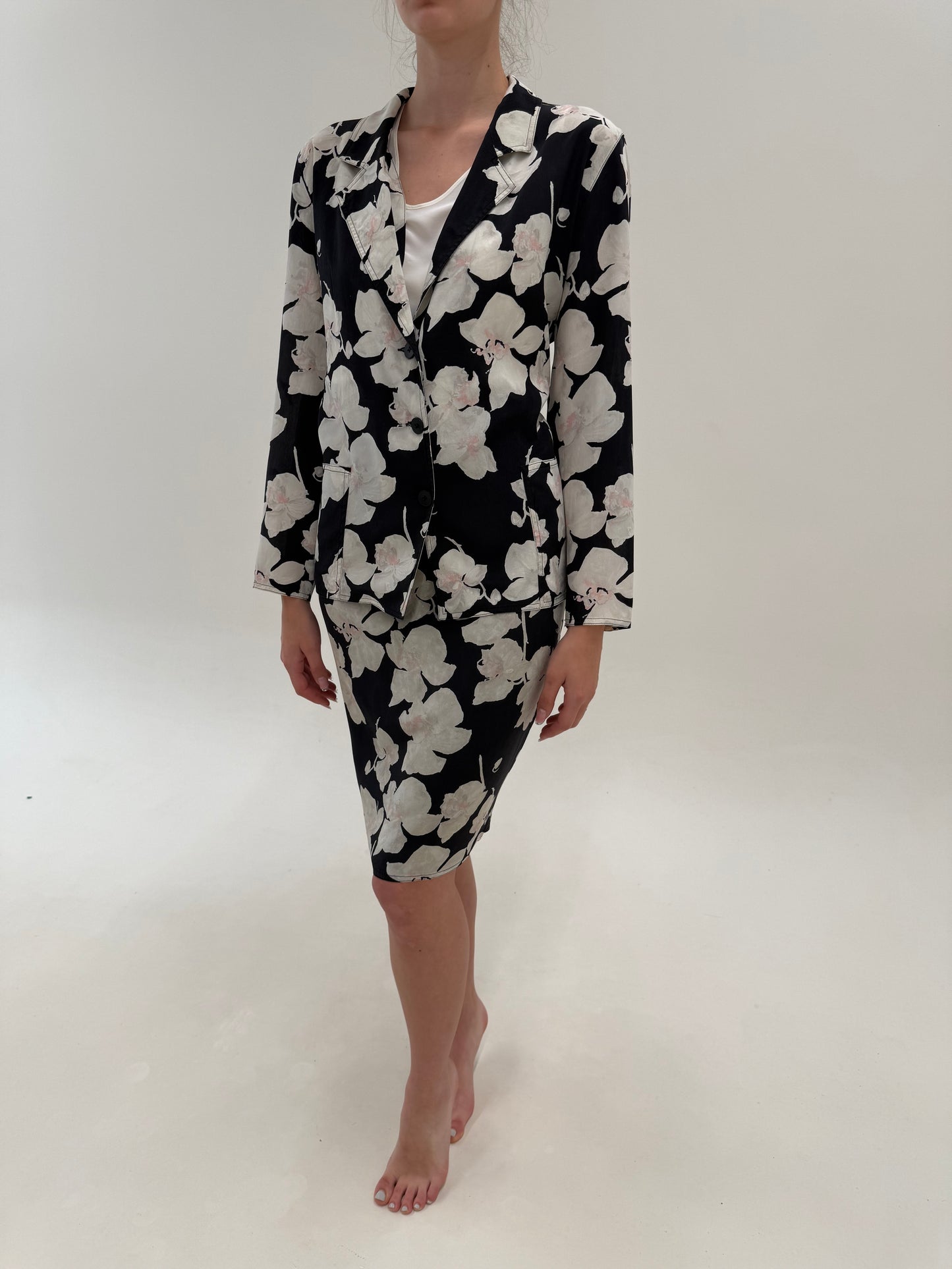 Deux piece clasic italian de brand luxury din mătase naturală cu print floral delicat