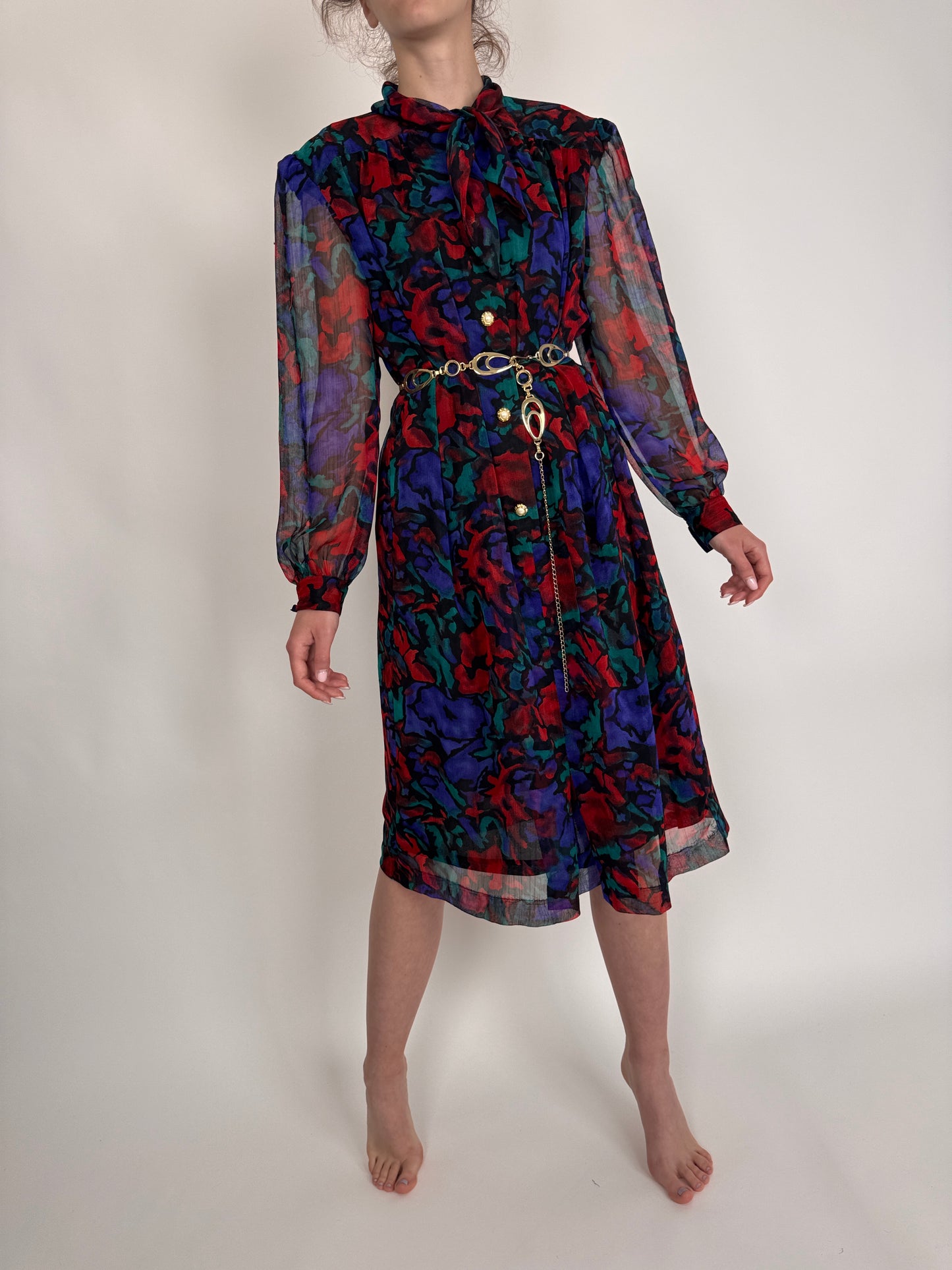 Rochie vintage din voal în culori tari cu nasturi bijuterie