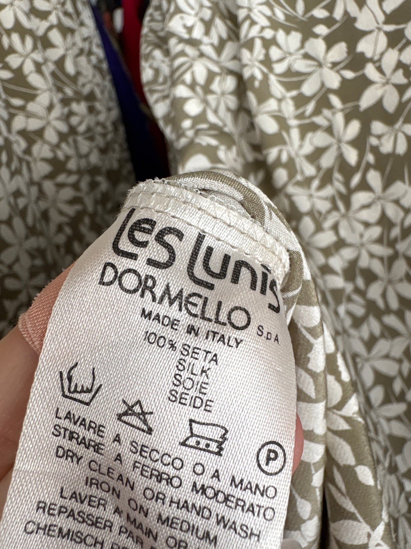 Deux piece italian din mătase naturală cu efect de peplum