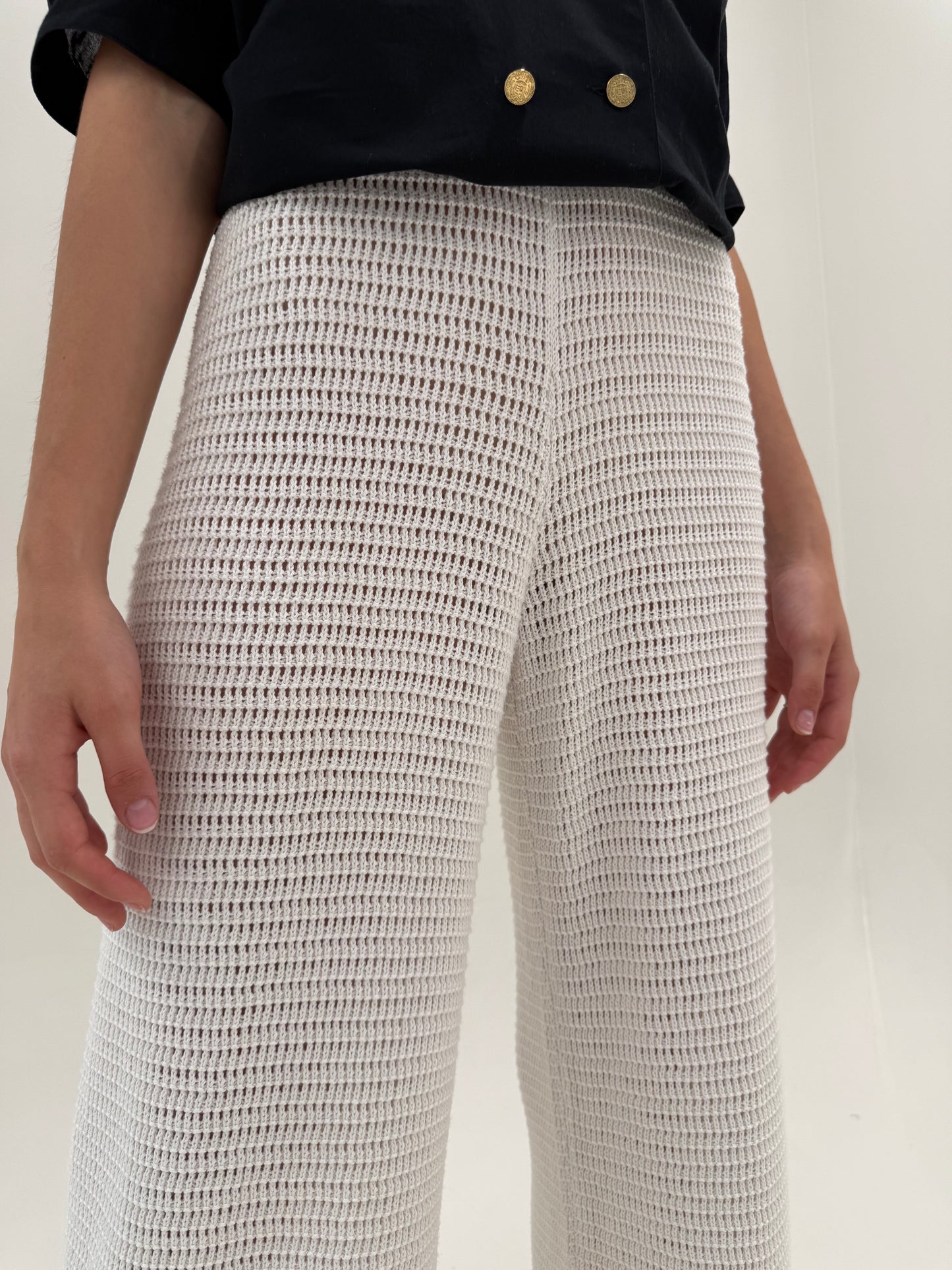 Pantaloni palazzo din tricot dantelat tip macrame super vaporoși off white