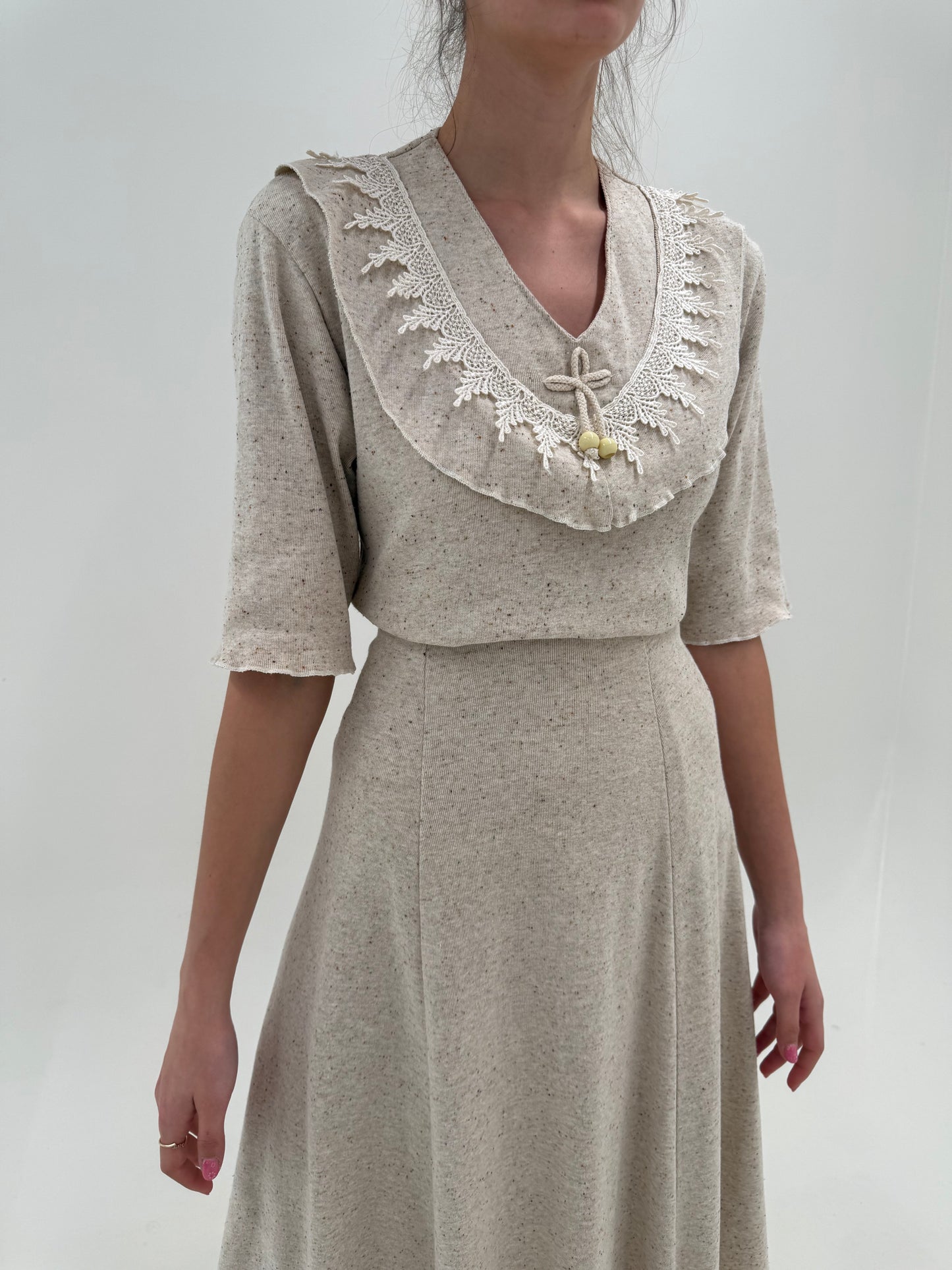 Set nude cu inserție de dantelă macrame din jerse ribbed structurat de bumbac