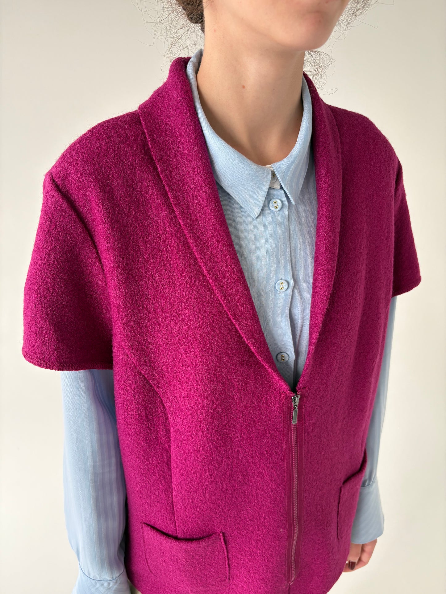Sacou fucsia cu influențe casual din mix de lana extrafina și vascoza