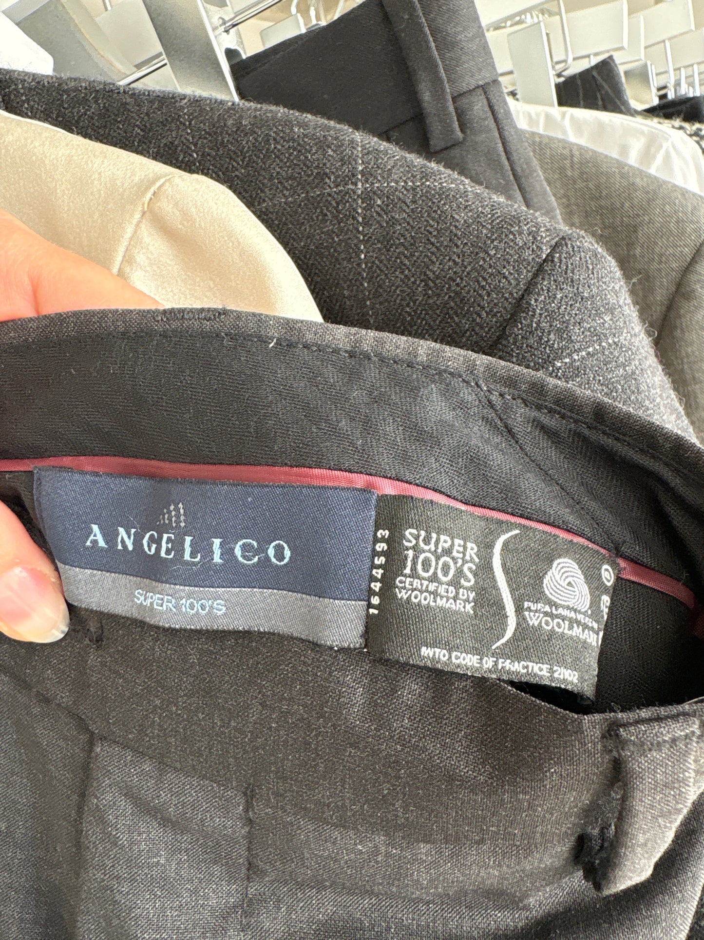 Pantaloni tall din stofă luxury de lana extrafina super 100’s în croi actual