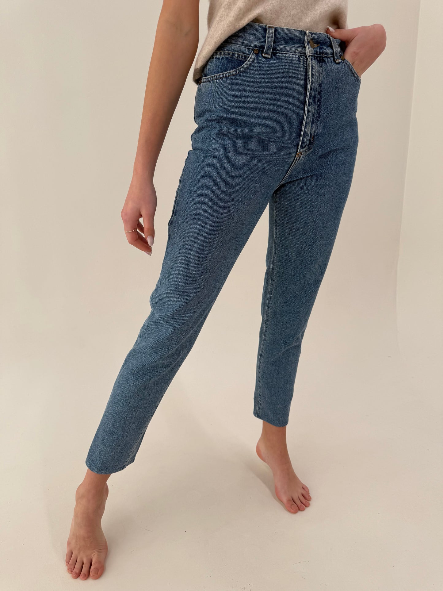 Jeans vintage premium classic wash cu talie ultra înaltă