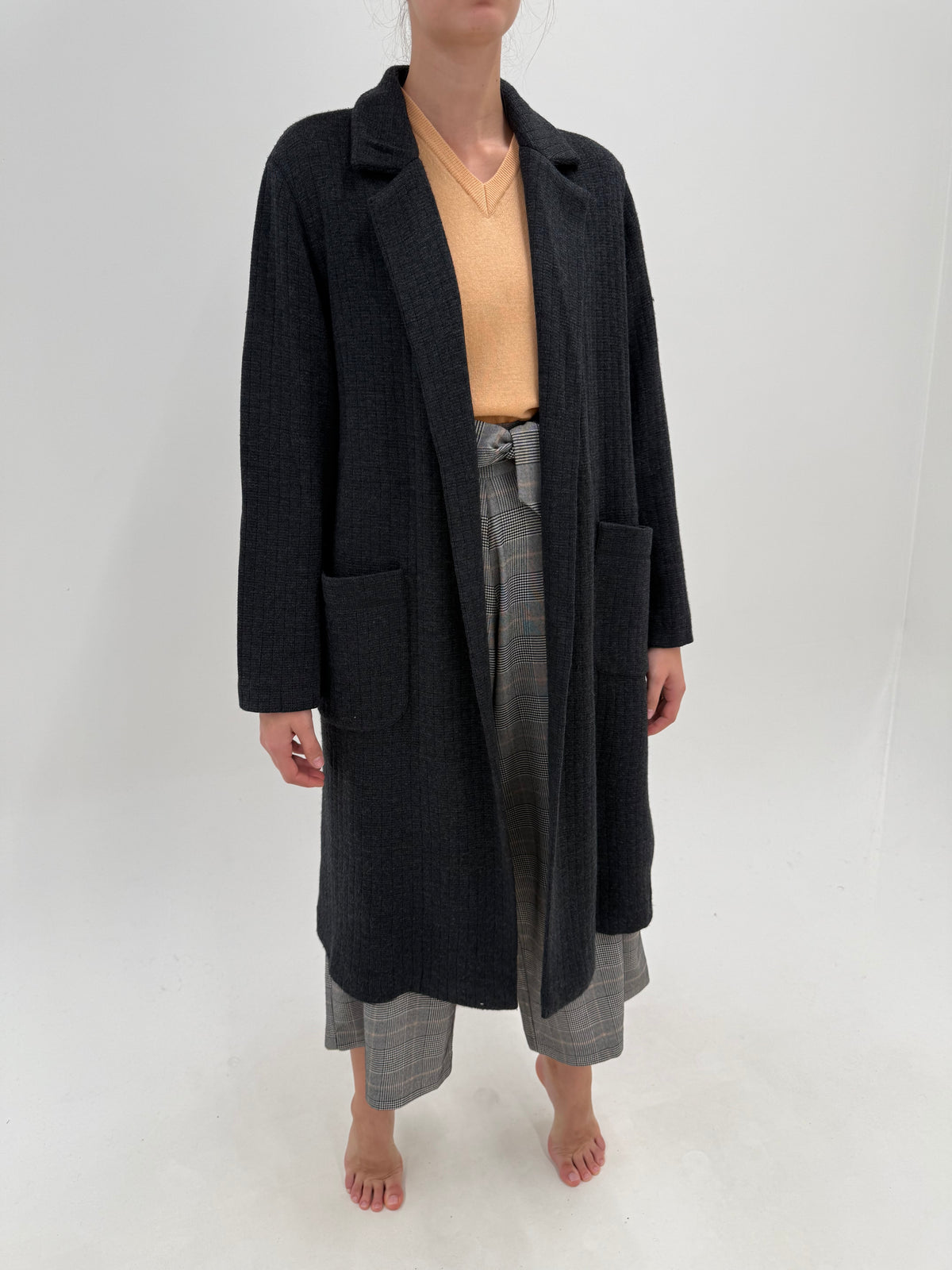 Cardigan tip pardesiu lung italian cu buzunare din lana extrafina charcoal gray