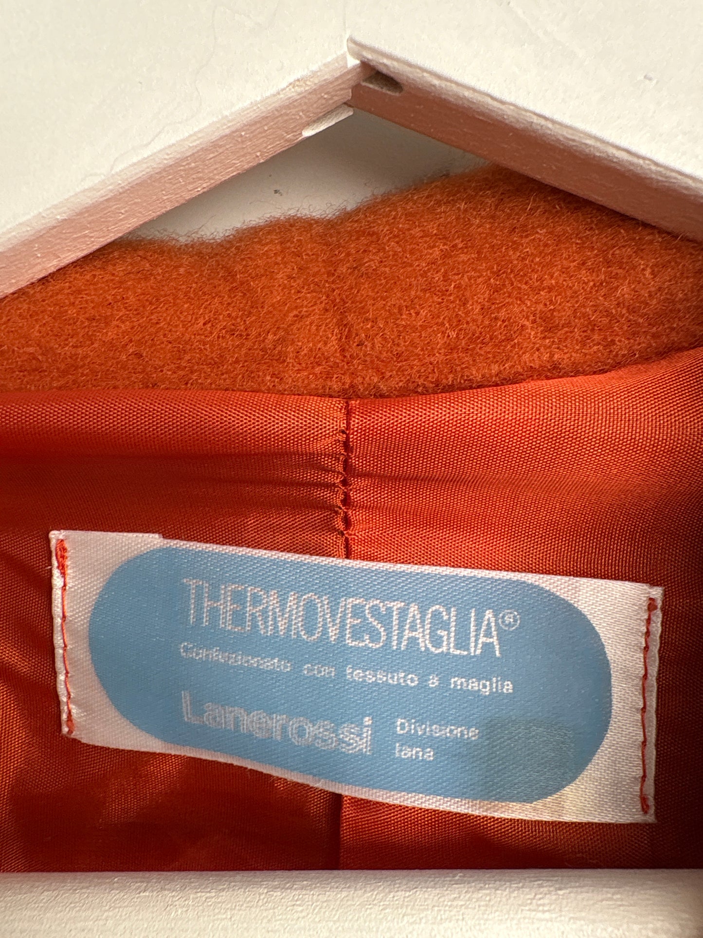 Halat high end italian din lana extrafina cu broderie