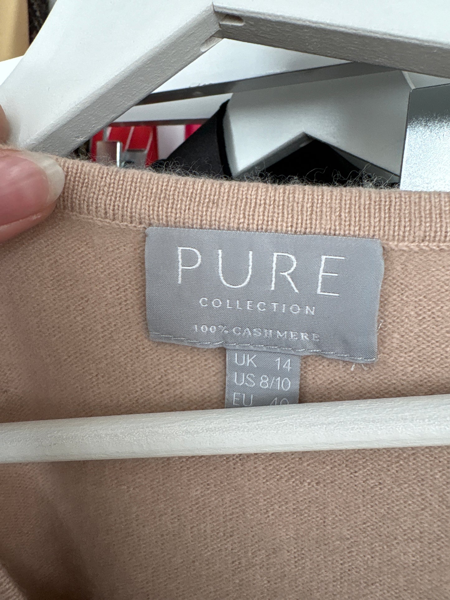 Top Pink nude din cașmir excepțional