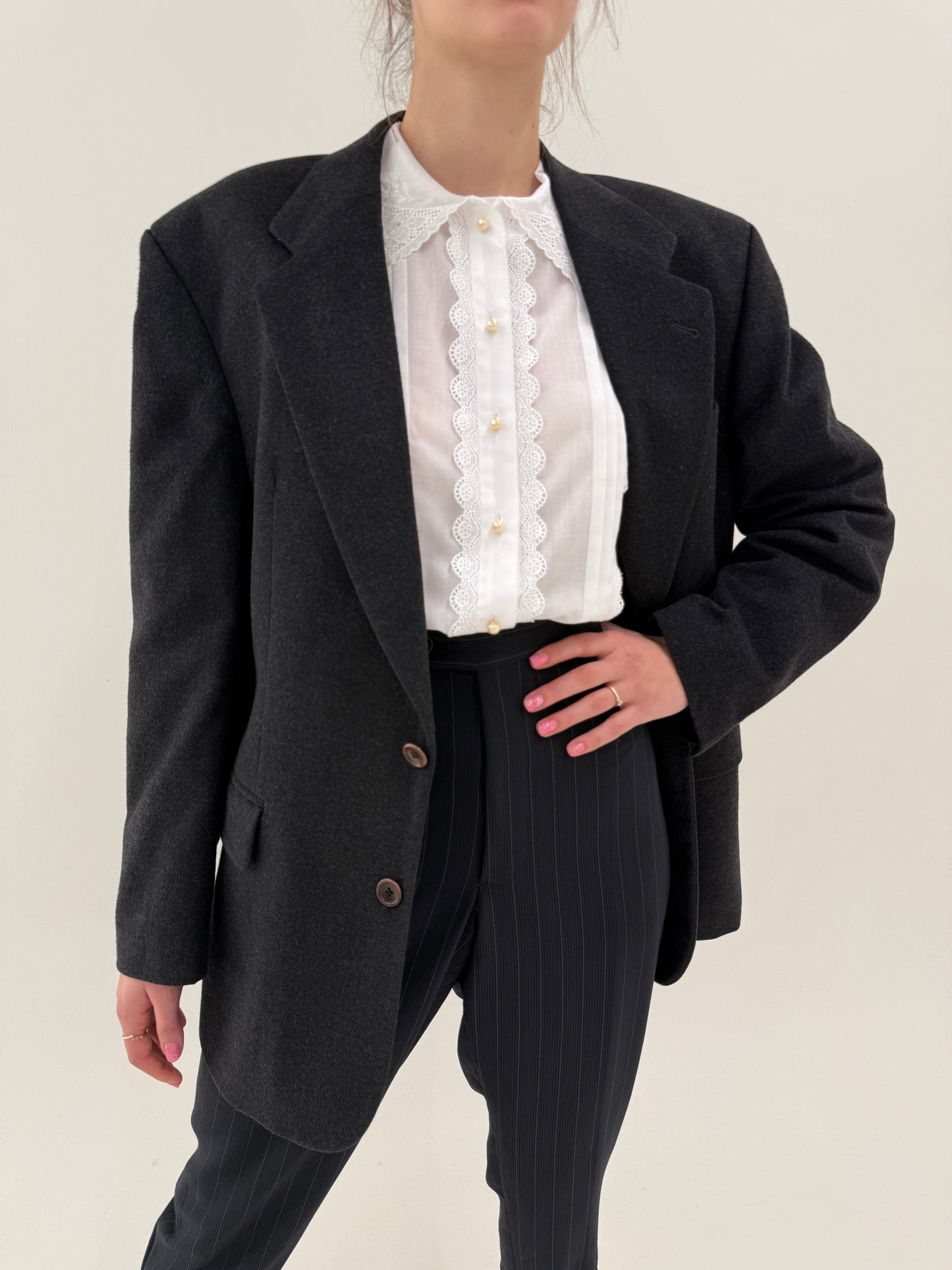 Sacou Loro Piana din stofă 100% cașmir charcoal gray in croi actual