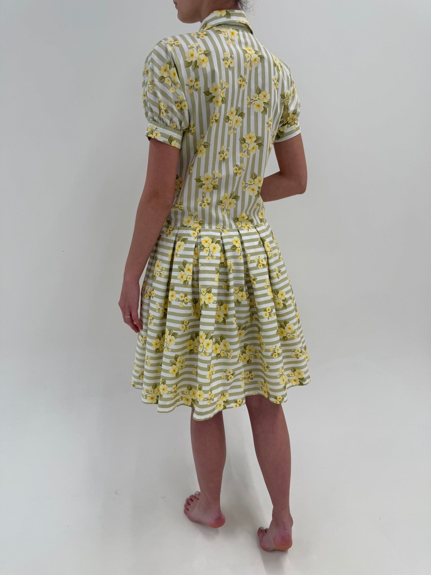 Rochie de brand luxury italian Monnnalisa din poplin de bumbac cu talie ușor căzută