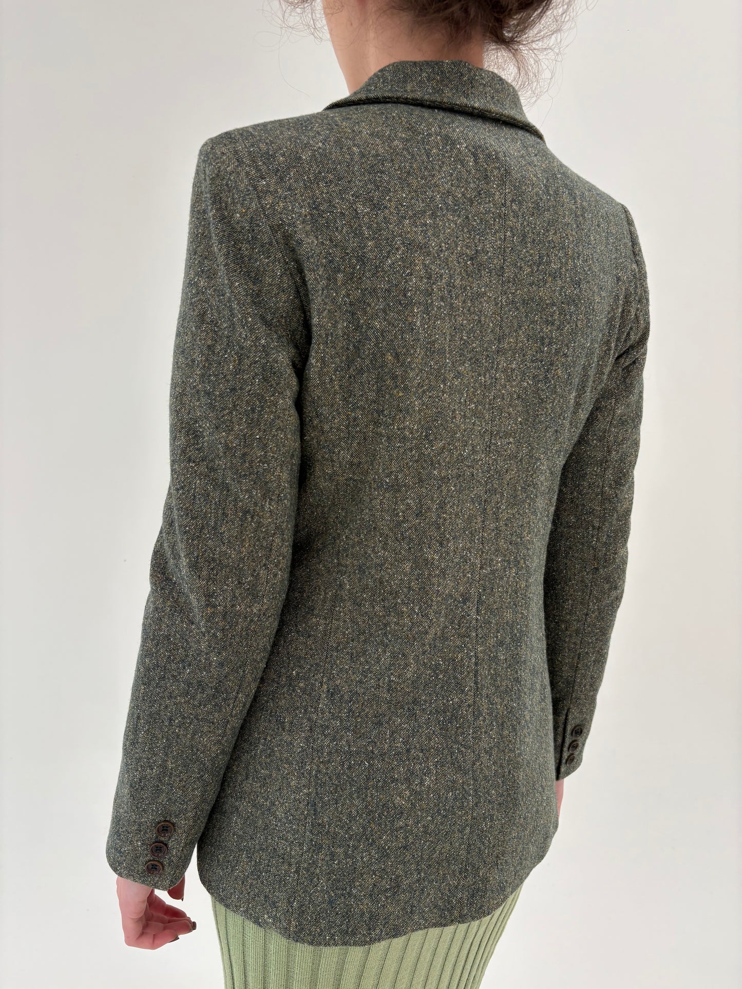 Sacou din tweed Donegal în combinație superbă de culori