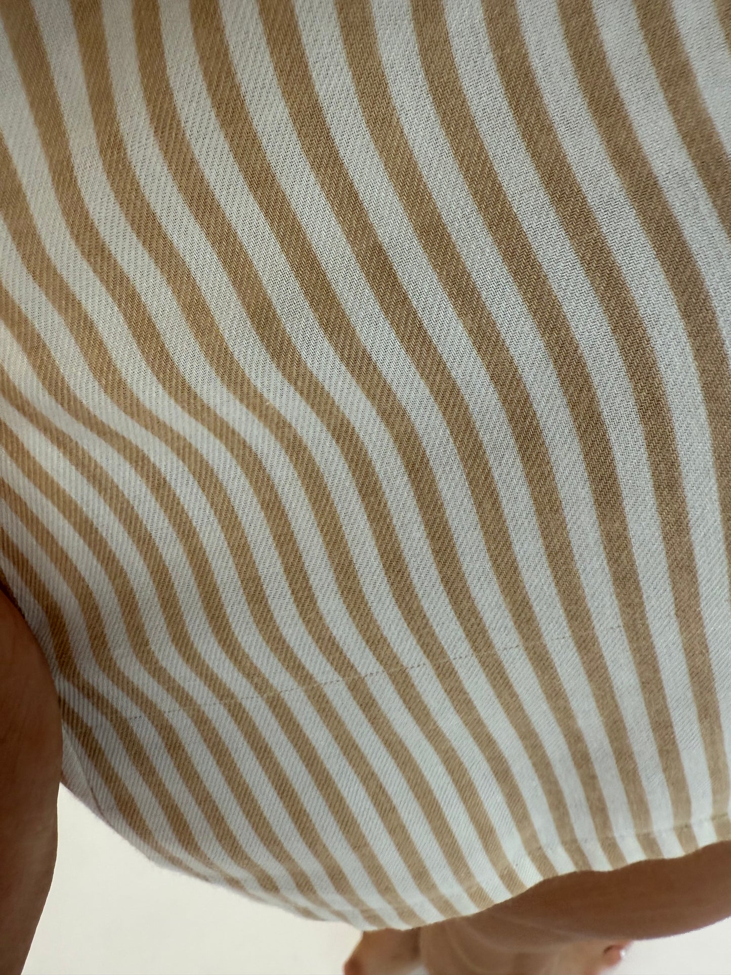 Cămașa vintage din poplin moale grosut cu dungi camel