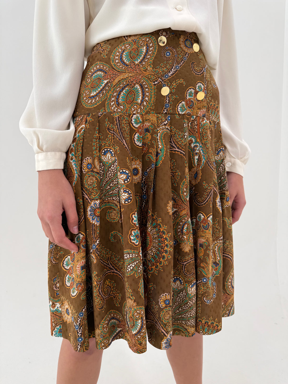 Fustă plisată din mătase naturală groasă cu print paisley în culori de toamnă