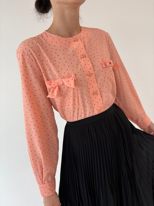 Cămașa vintage salmon pink cu funde și buline