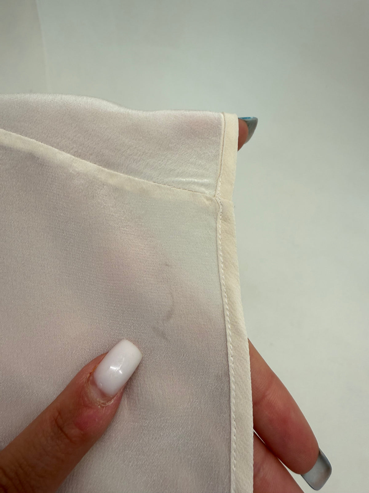 Top minimalist din mătase naturală butter white