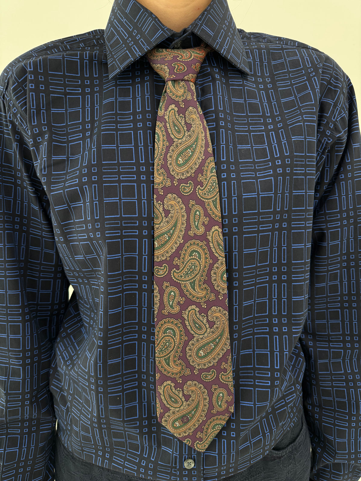 Cravata Chanel din mătase naturală old vintage anii 80 cu print paisley