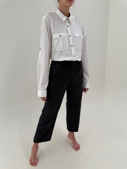 Pantaloni Dior cu pense în croi lejer din lanita foarte subțire de primăvară