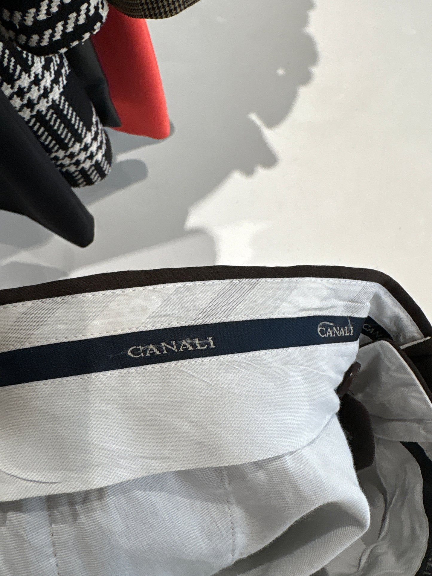 Pantaloni ultra luxury Canali tall din lana excepțională extrafina