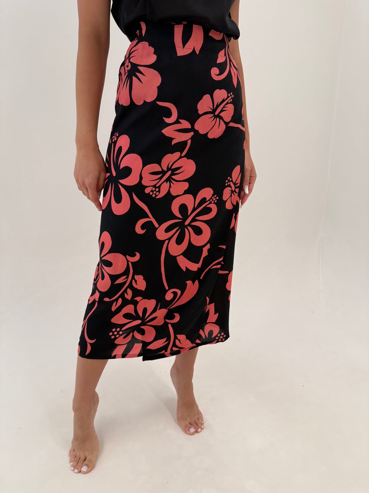 Fustă maxi petrecută super vaporoasă cu print floral stilizat
