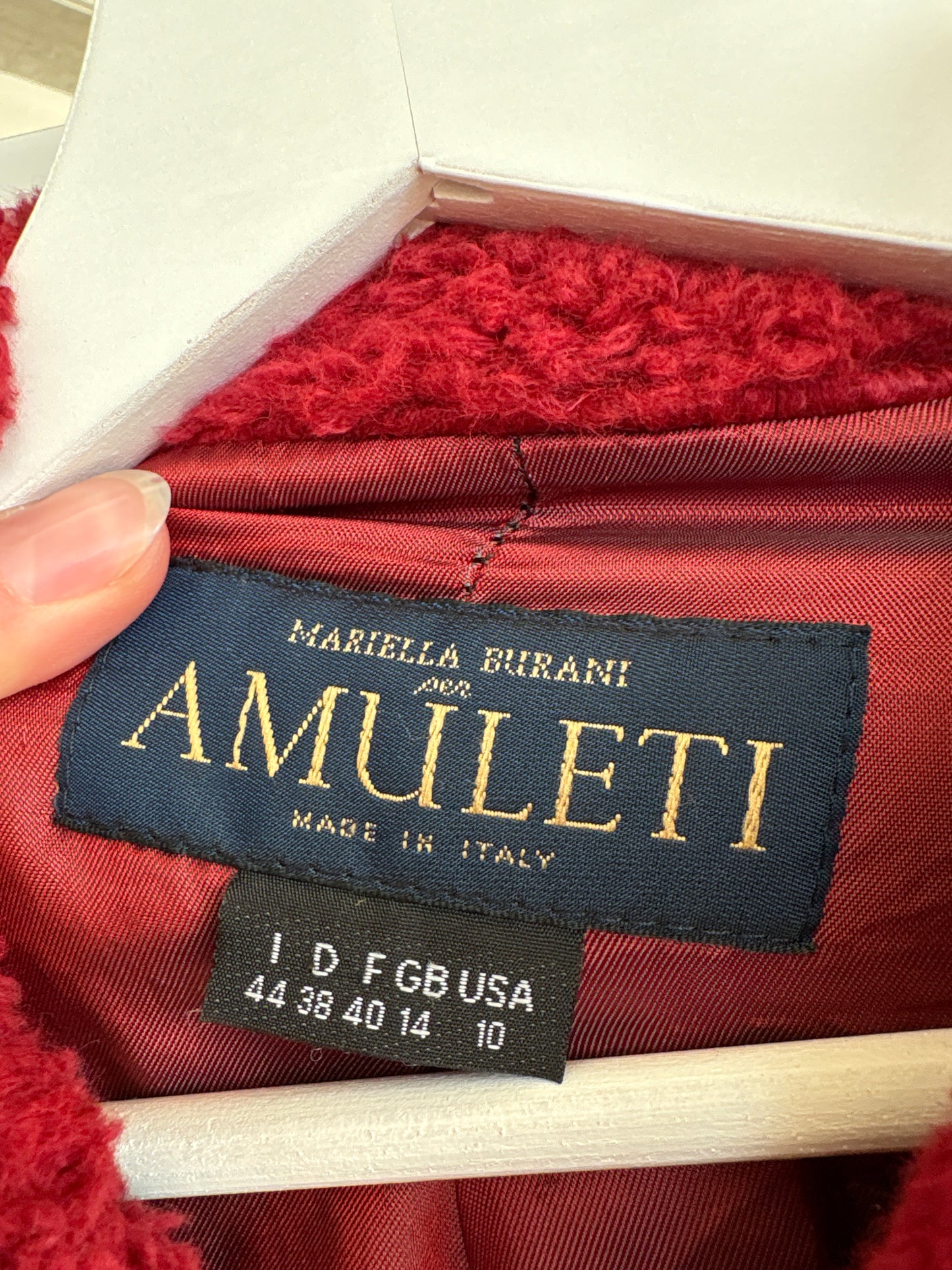 Sacou de brand luxury italian cu aspect de blăniță de la zi la seară