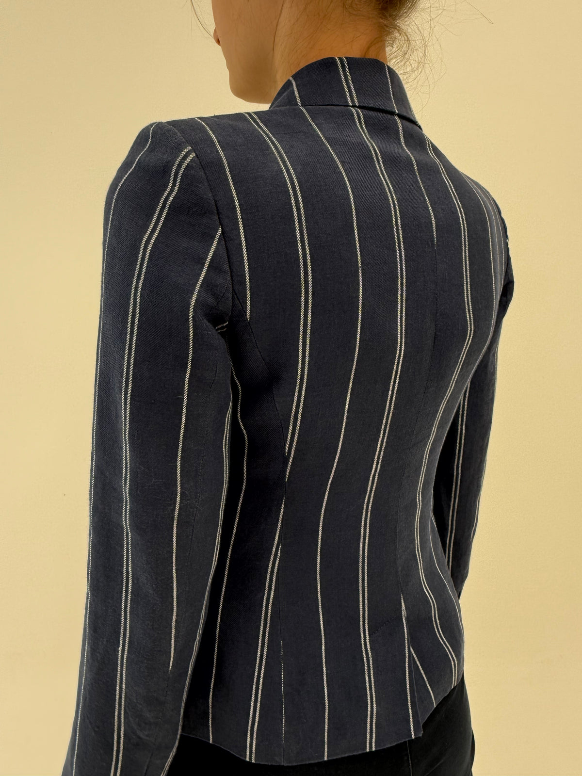 Sacou clasic Tommy Hilfiger din in cu dungi fine verticale
