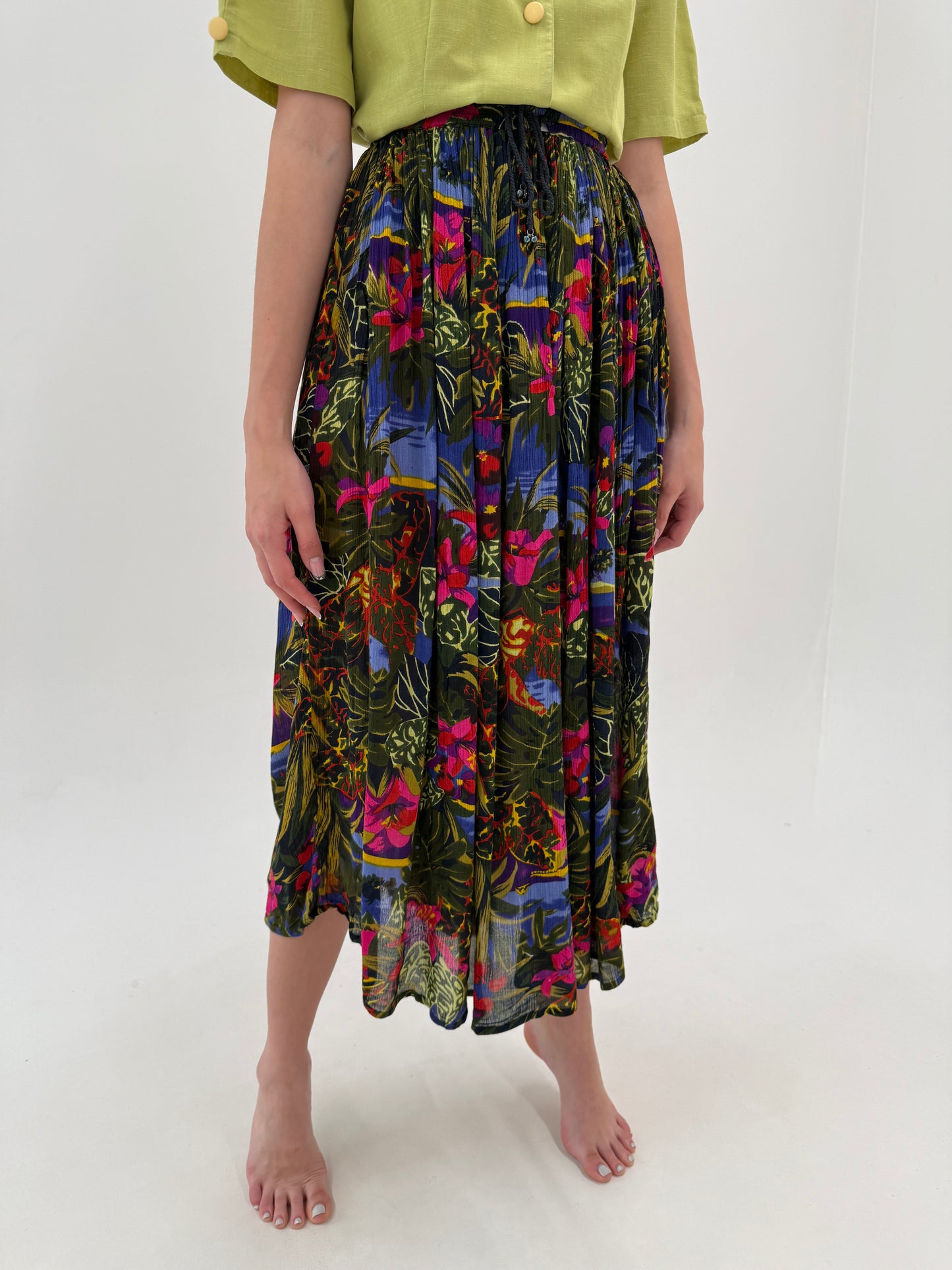 Fustă maxi vintage super amplă cu print in culori superbe și talie elastică