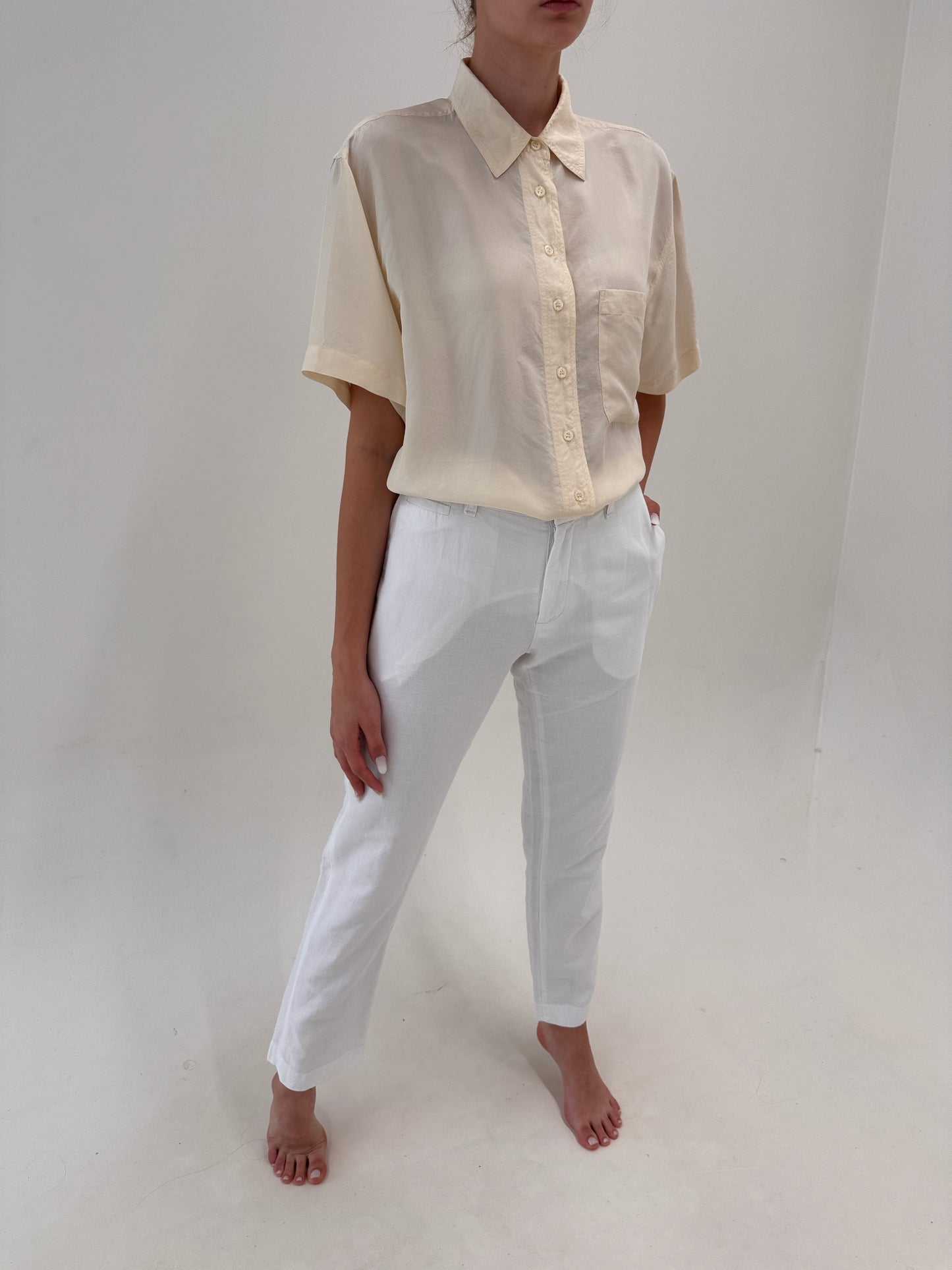 Pantaloni tall din pânză de in în croi classic tip chinos