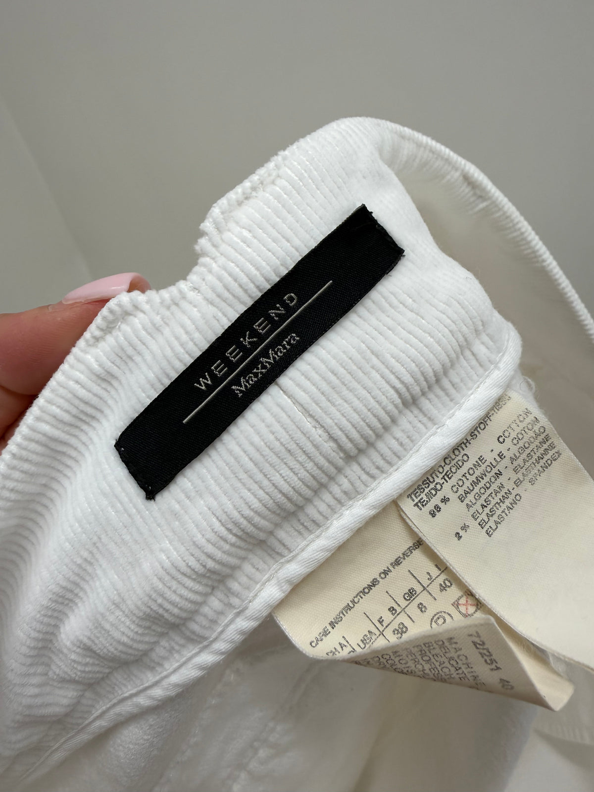 Fustă Max Mara din catifea de bumbac tăiată fin cu talie ultra înaltă