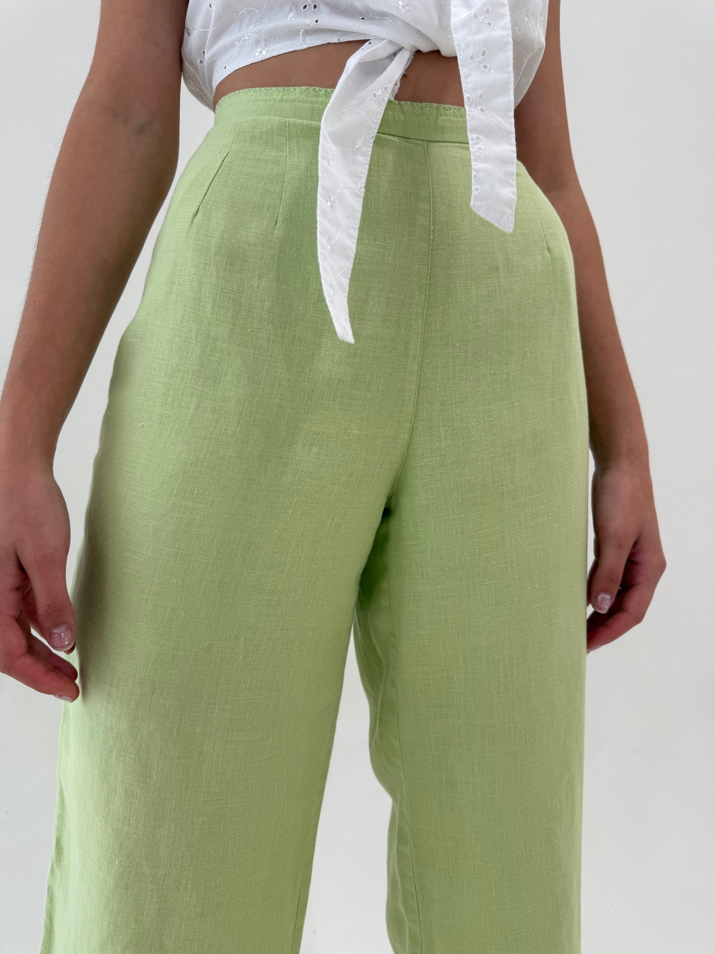 Pantaloni verde crud pudrat din in cu talie înaltă în croi drept