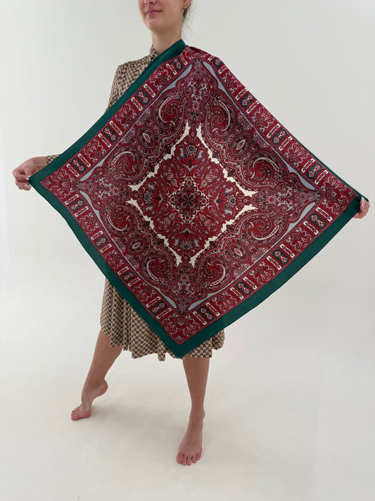 Eșarfă 100% Hand made XL din mătase naturală cu print paisley