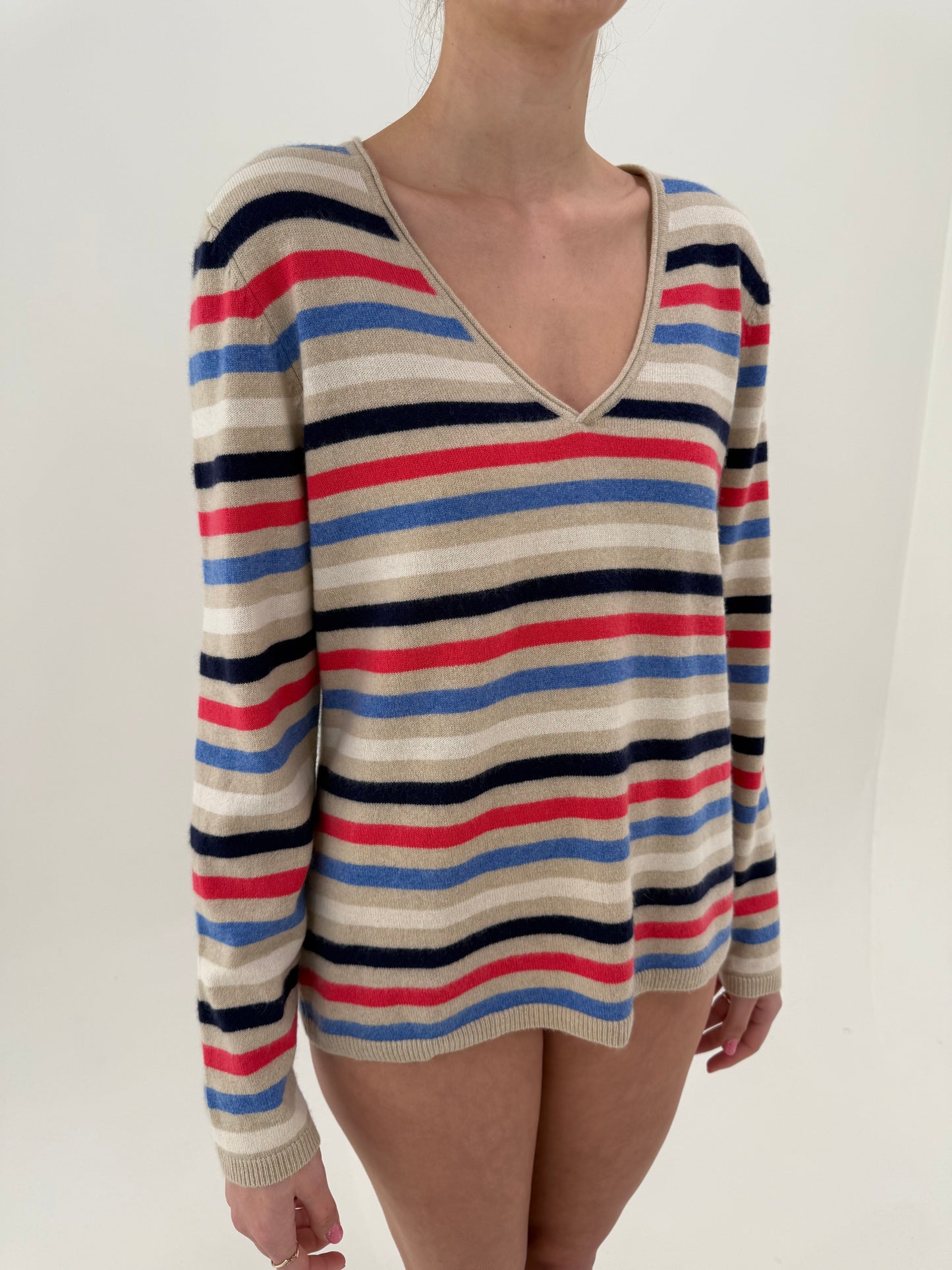 Puloveras din cașmir în dungi