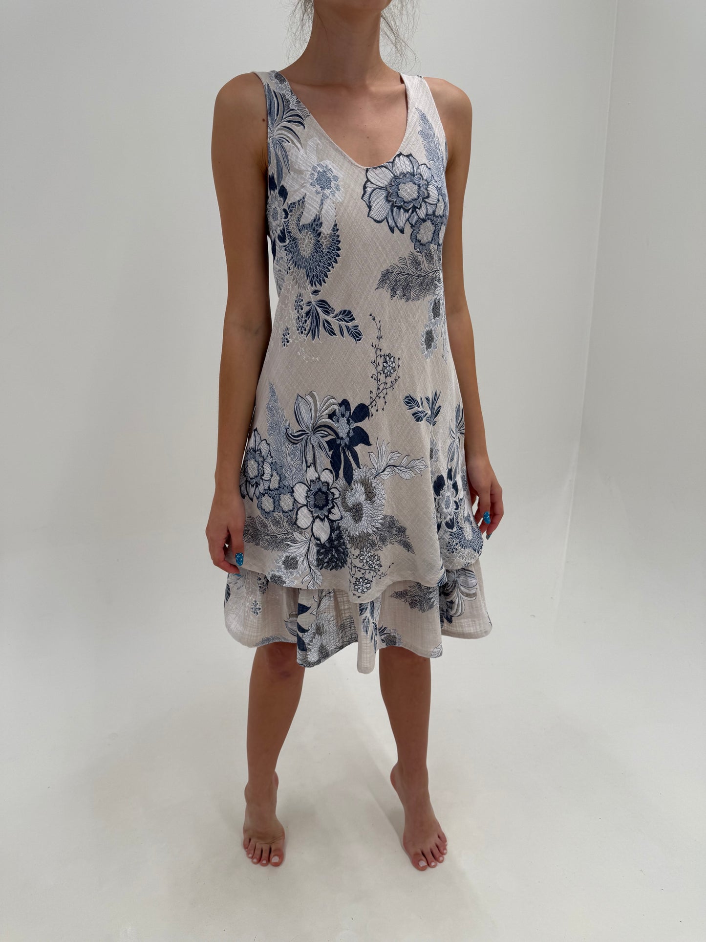 Rochie light nude din in moale și bumbac în bie cu print Navy delicat