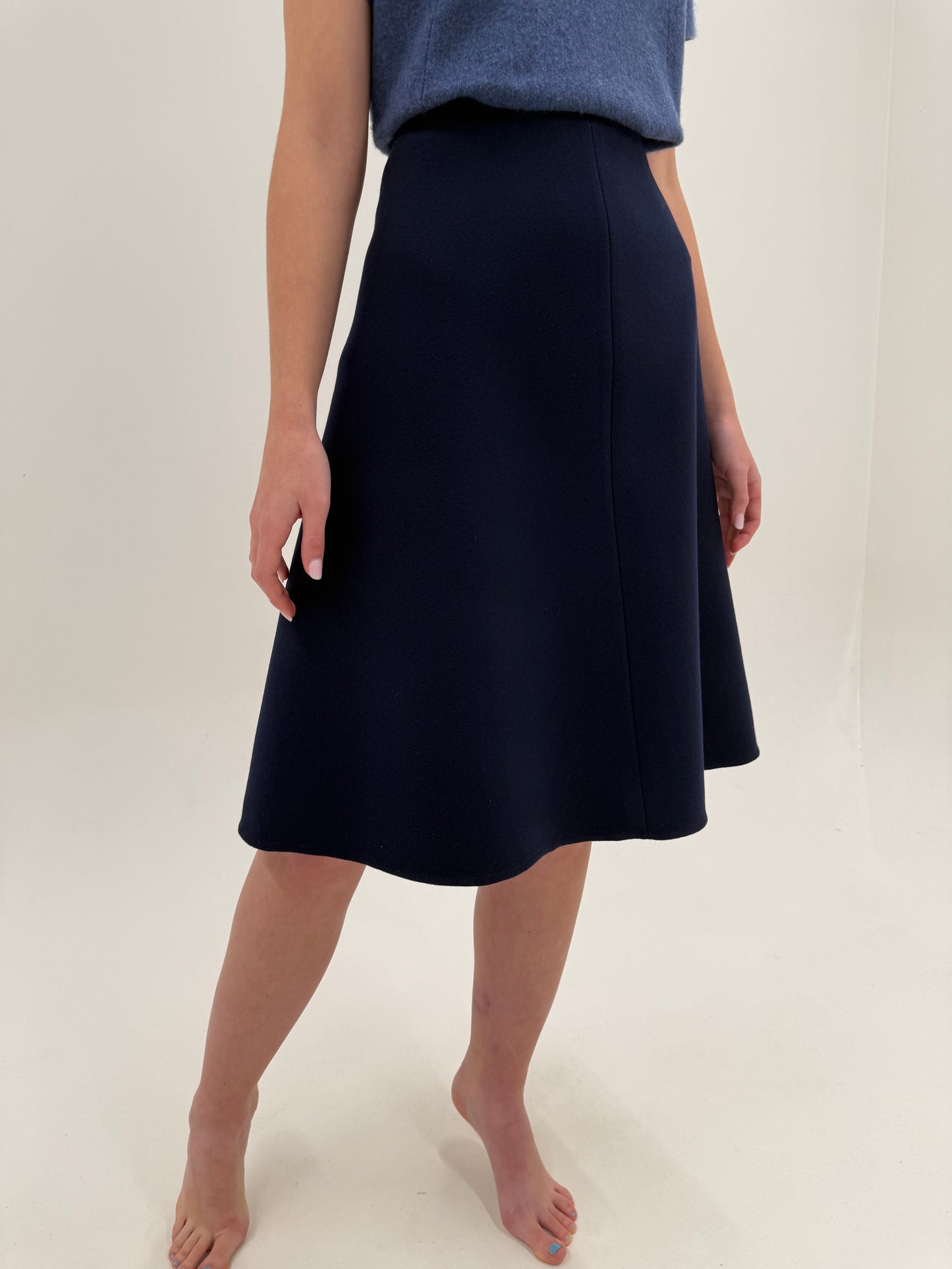 Fustă vintage din lana extrafina structurată Navy blue