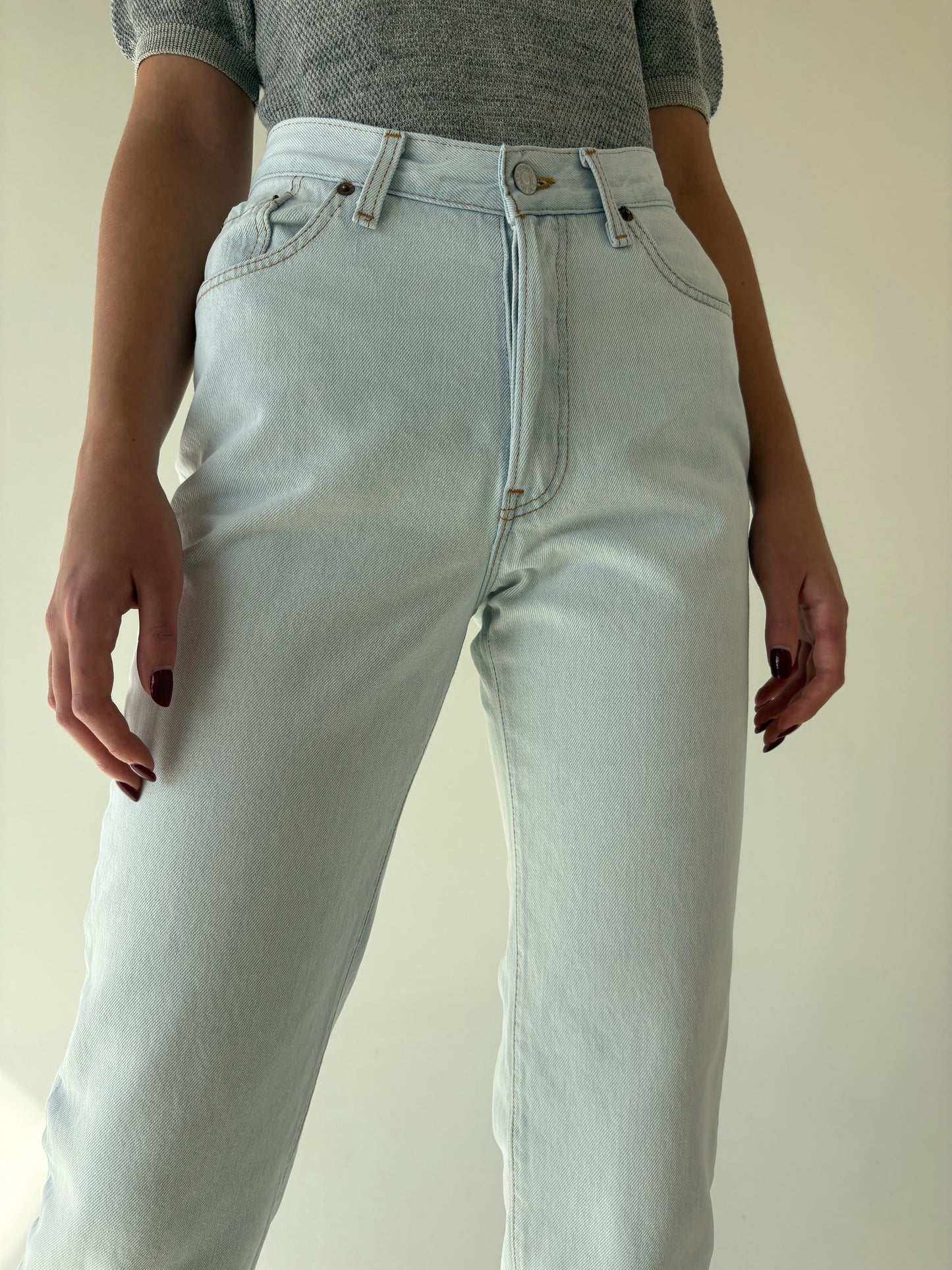 Jeans old vintage Levi’s 501 de colecție din anii 80