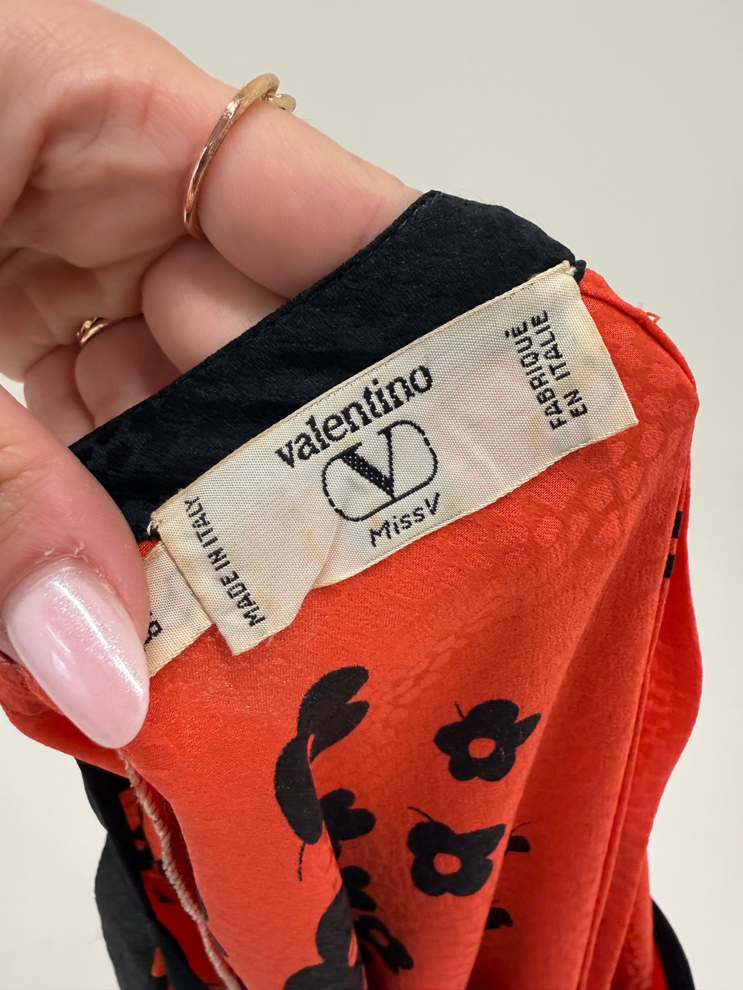 Rochie Valentino vintage din mătase natyala cu talie ultra înaltă marcată