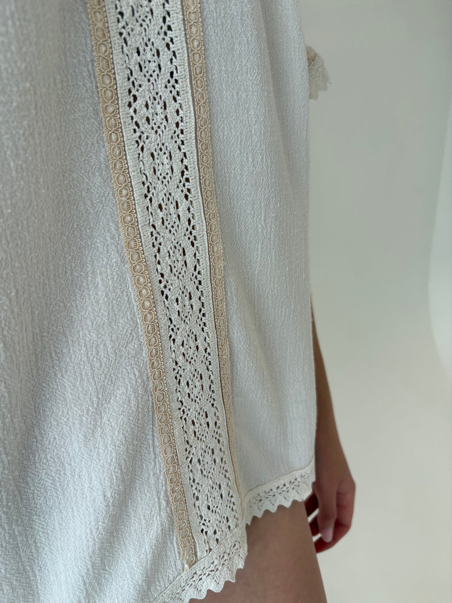 Top vintage din pânză excepțională cu dantelă macrame lucrată manual