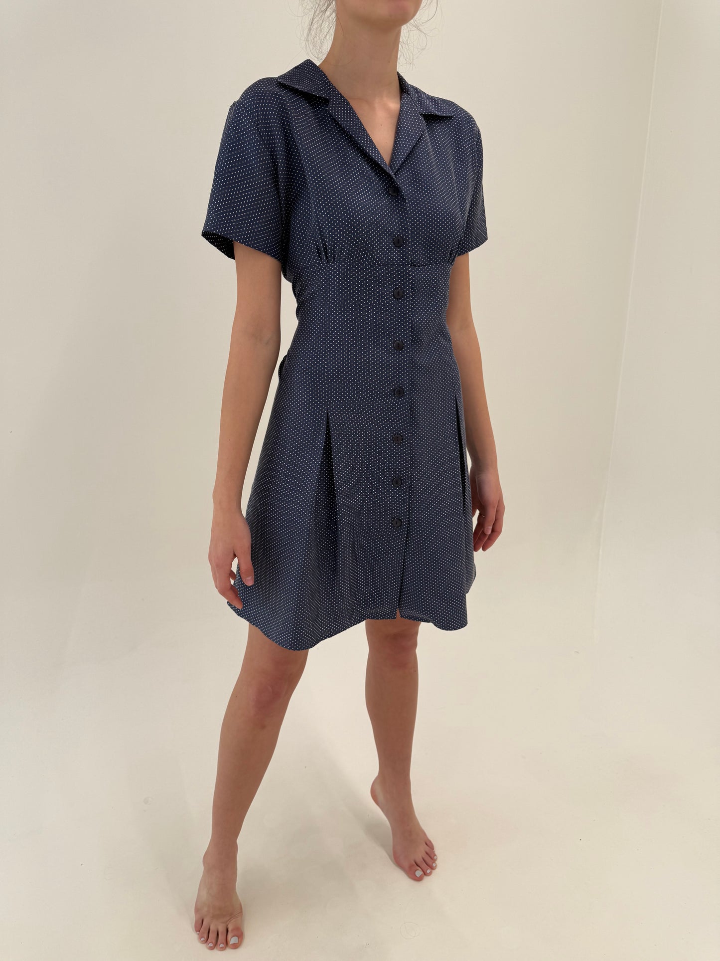 Rochie vintage cu buline ultra cambrata din mătase naturală