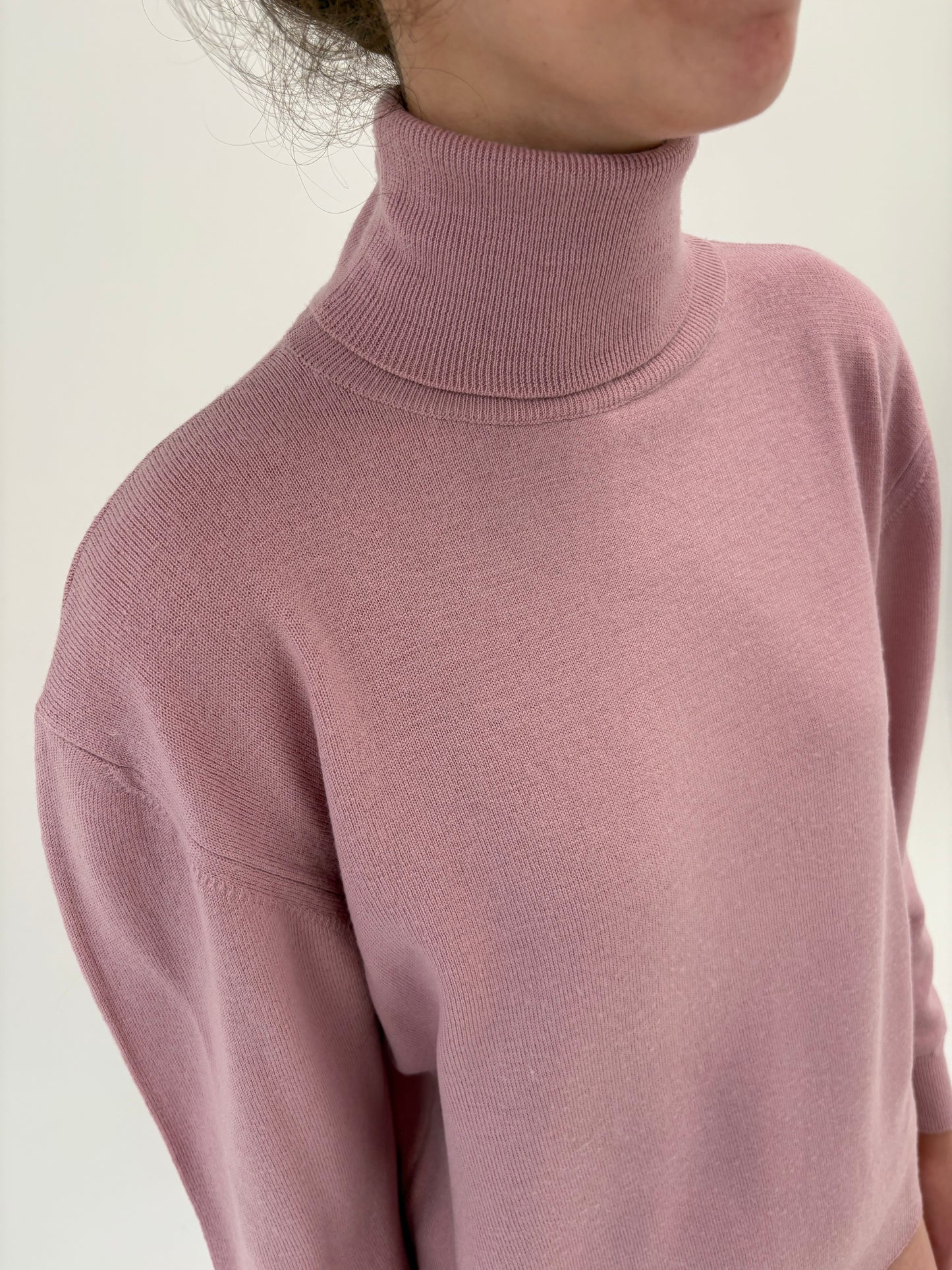 Maleta italiană powder pink petite din lana merino extrafina de gramaj mare