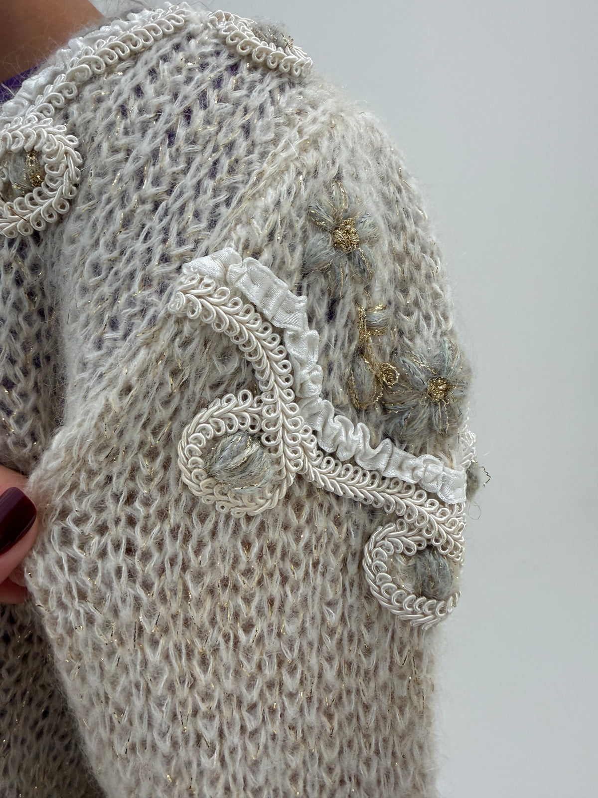 Jacheta vintage / cardigan bijuterie cu broderie manuală 3D din lana