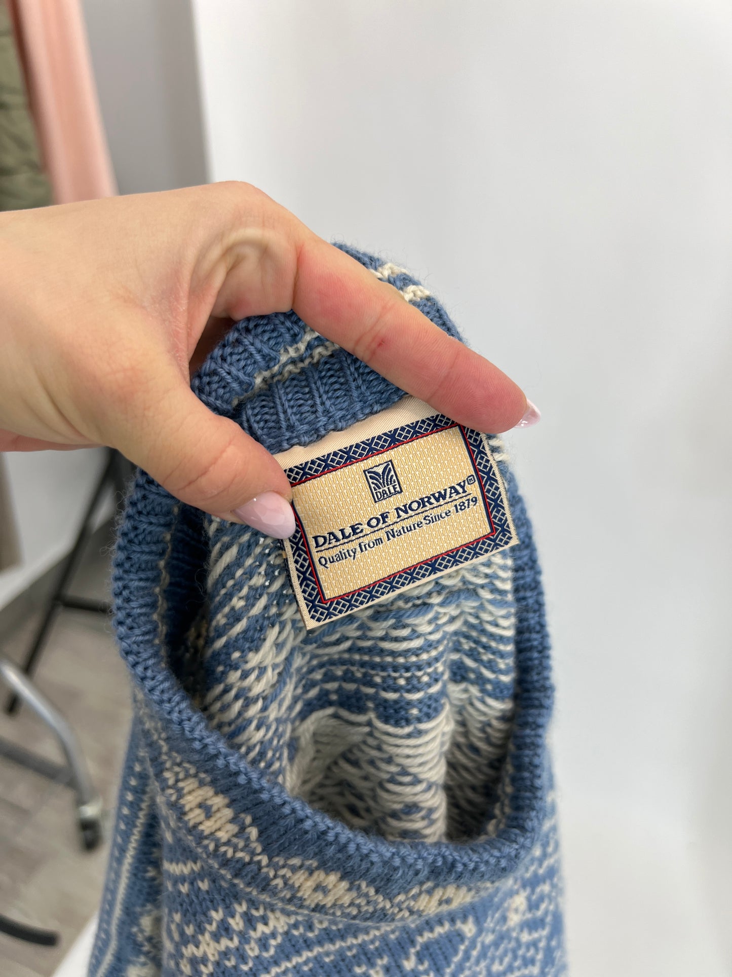 Pulover din lana de brand de lux cu tehnica norvegiană