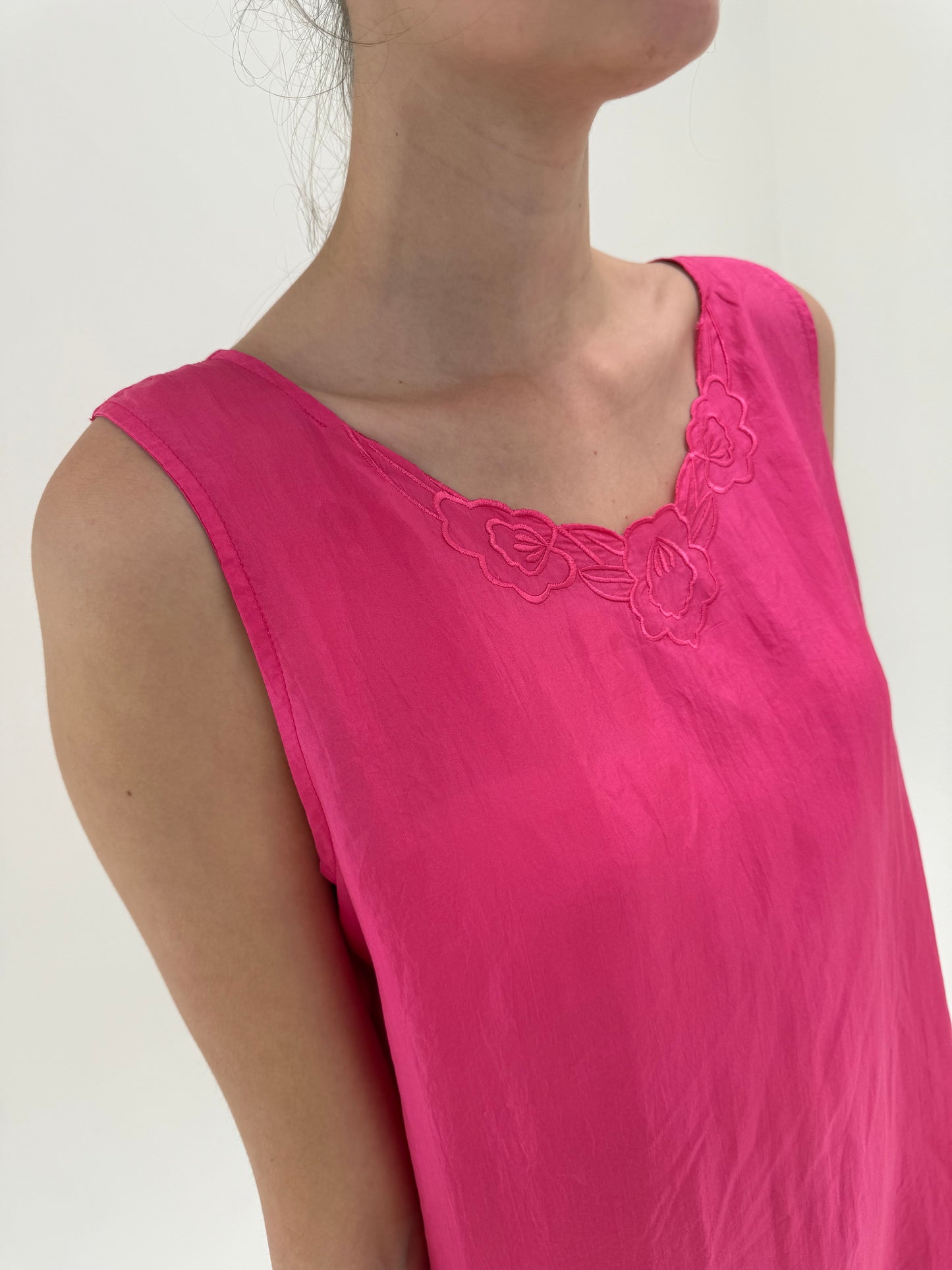 Top fucsia din mătase naturală