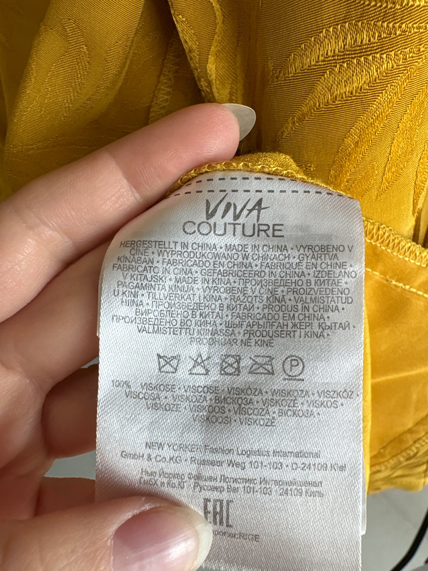 Blazer mustard yellow ușor satinat cu cordon și print texturat organic