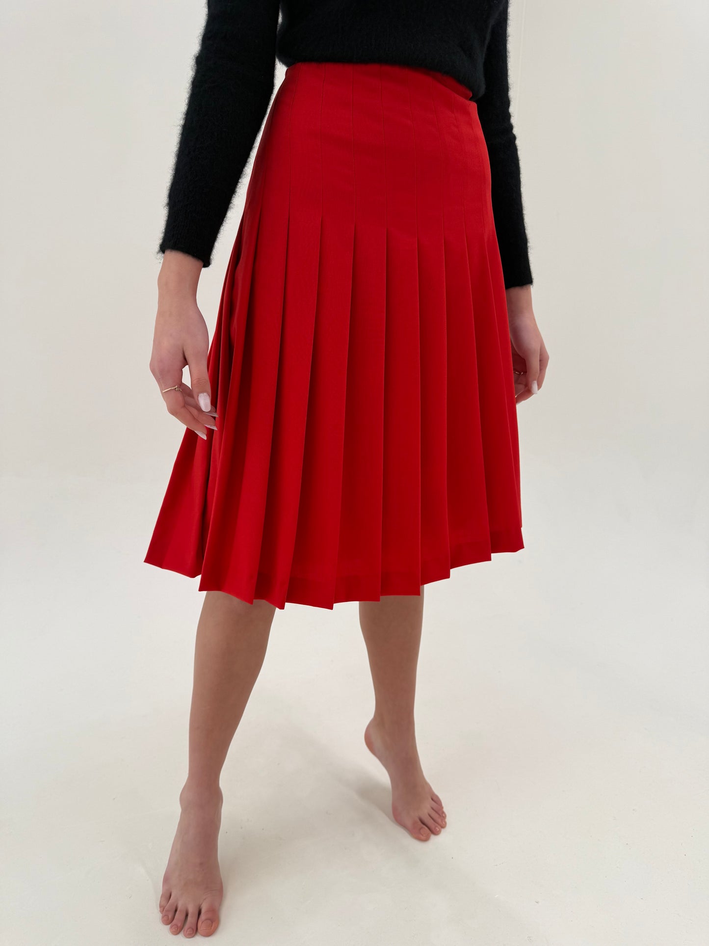 Fustă vintage cherry red plisata cu talie ultra înaltă din lanita extrafina